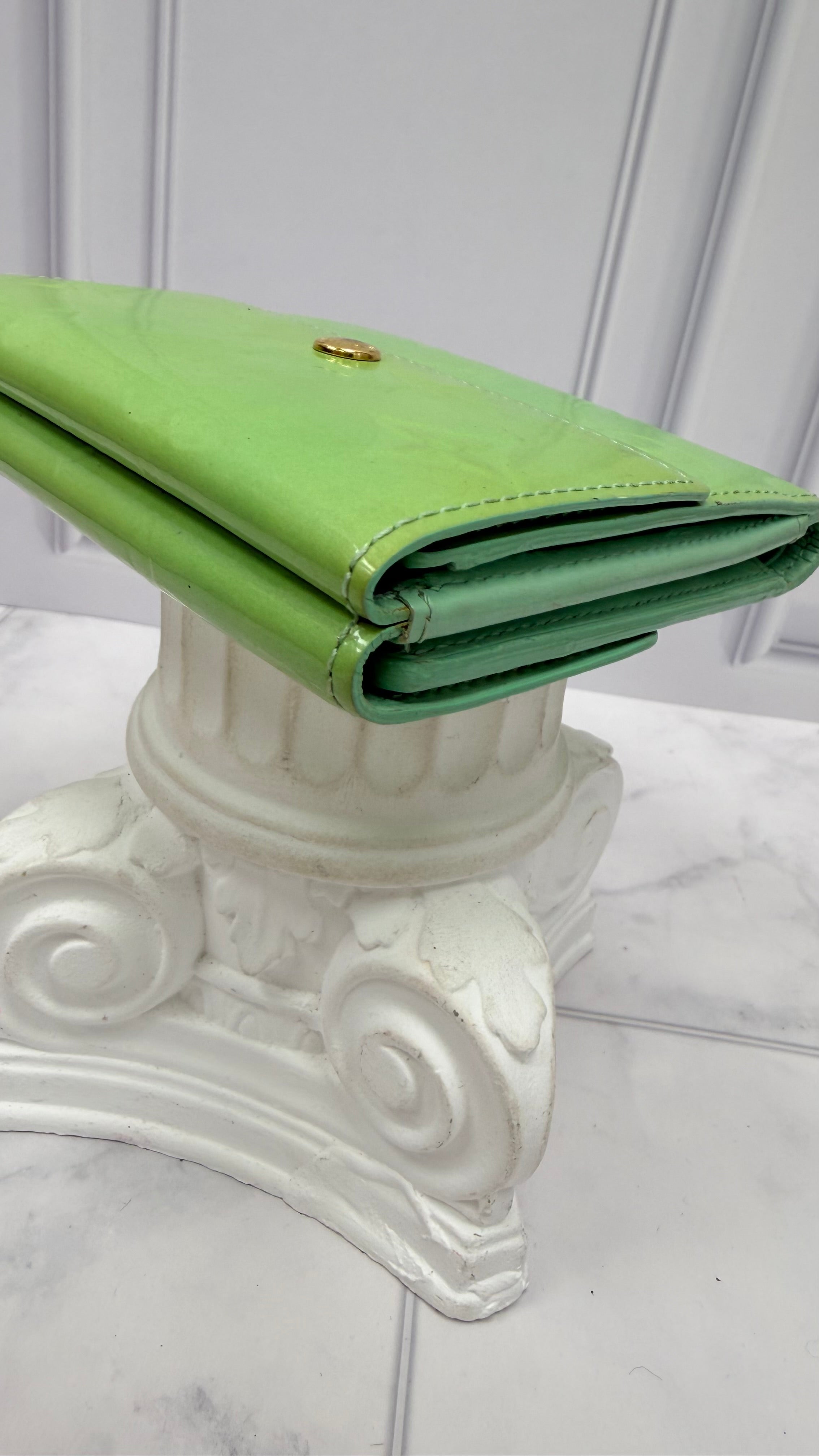 Louis Vuitton Green Vernis Elise Wallet