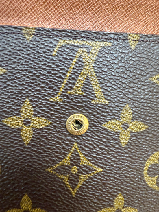 Louis Vuitton Monogram Elise Wallet