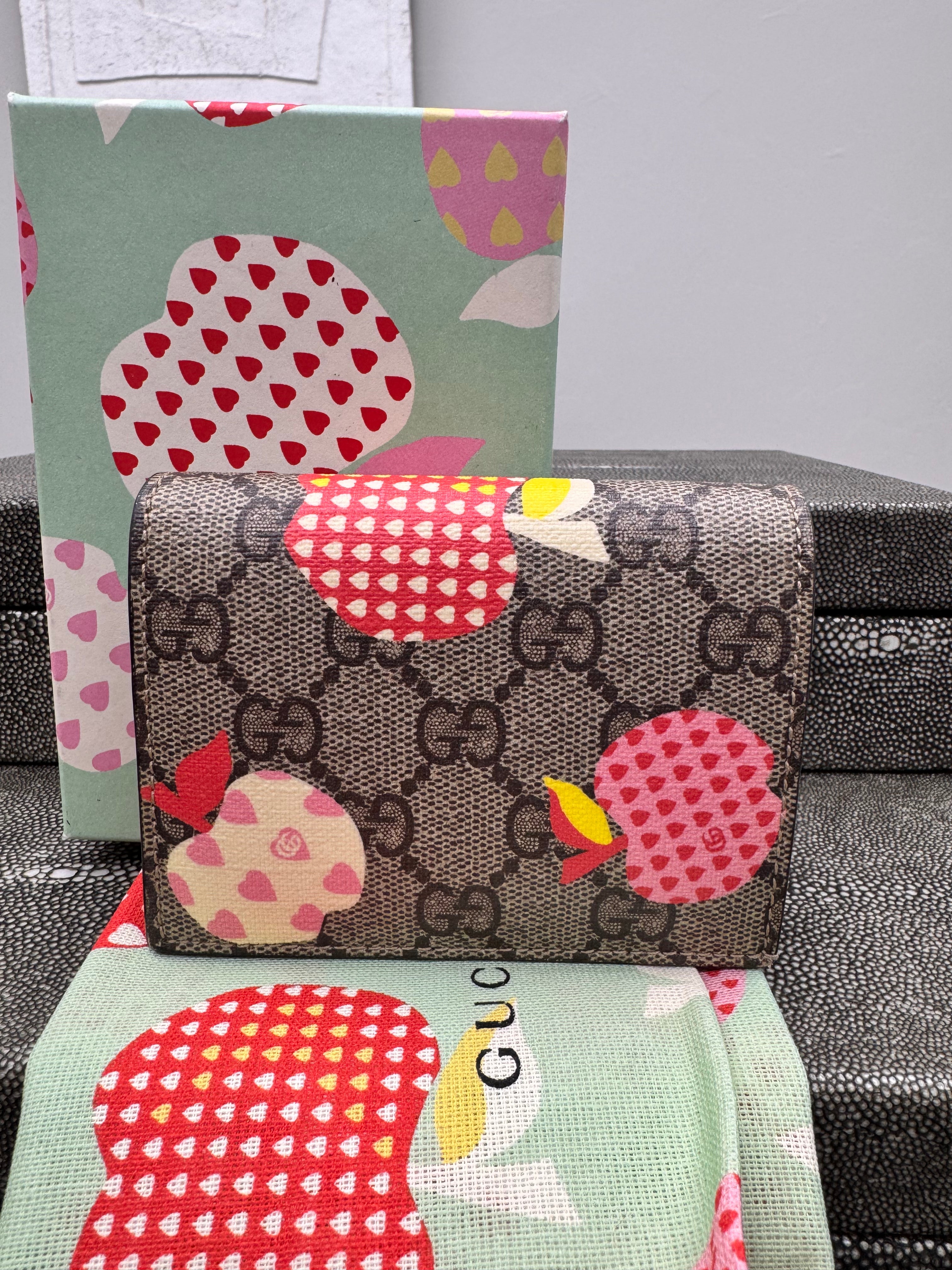Gucci GG Supreme Canvas Apple Print Compact Wallet