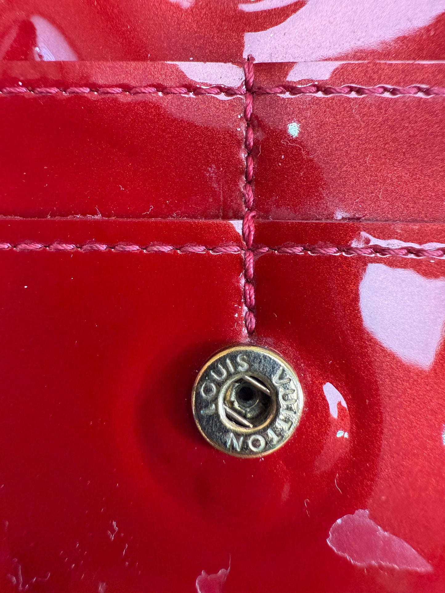 Louis Vuitton Red Vernis Sarah Wallet