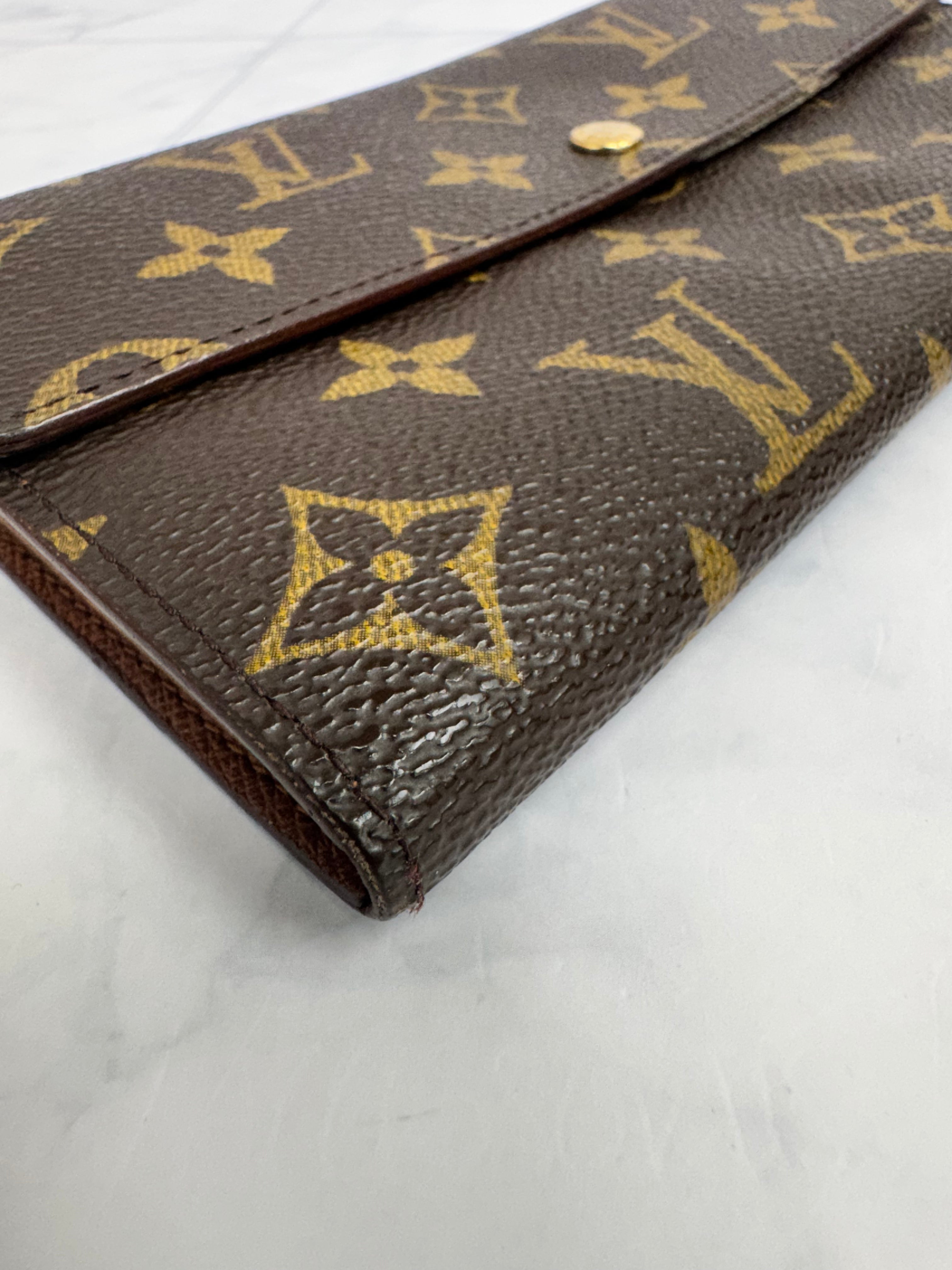 Louis Vuitton Monogram Sarah Wallet