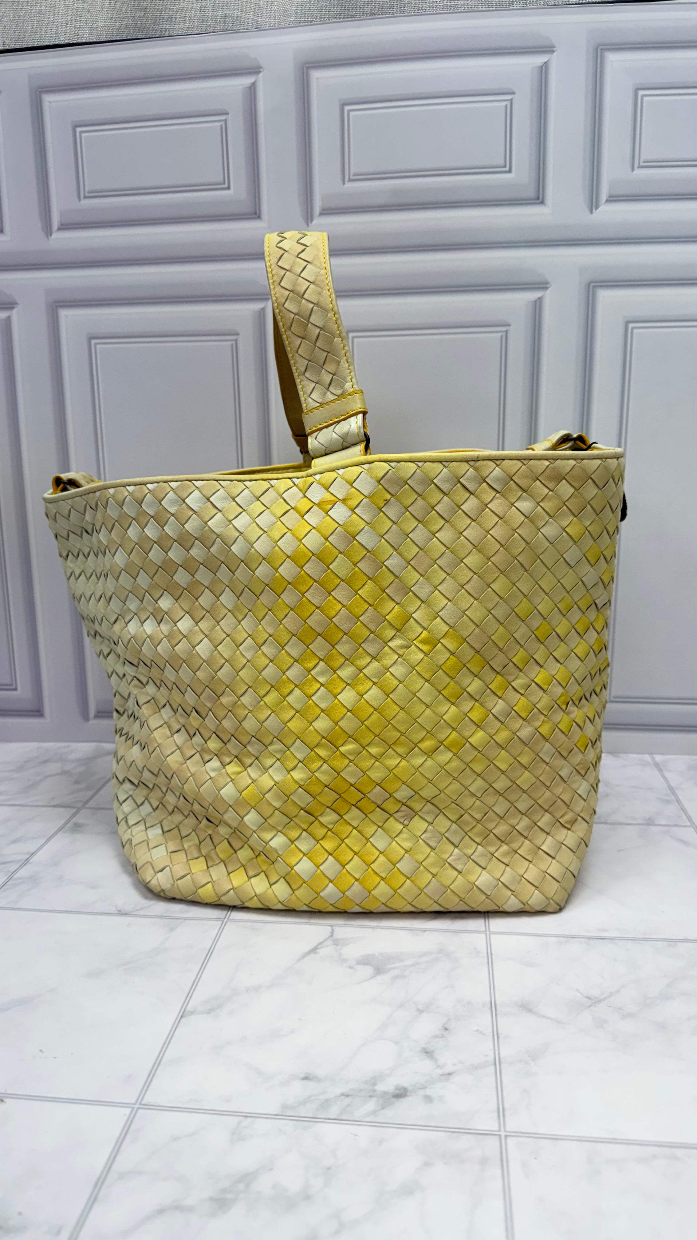Bottega Veneta Yellow & Beige Intrecciato Leather Nuance Cross Tote
