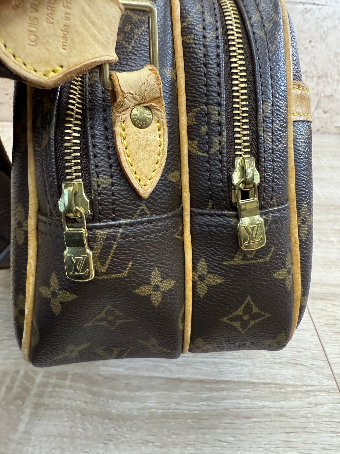 Louis Vuitton Monogram Reporter PM