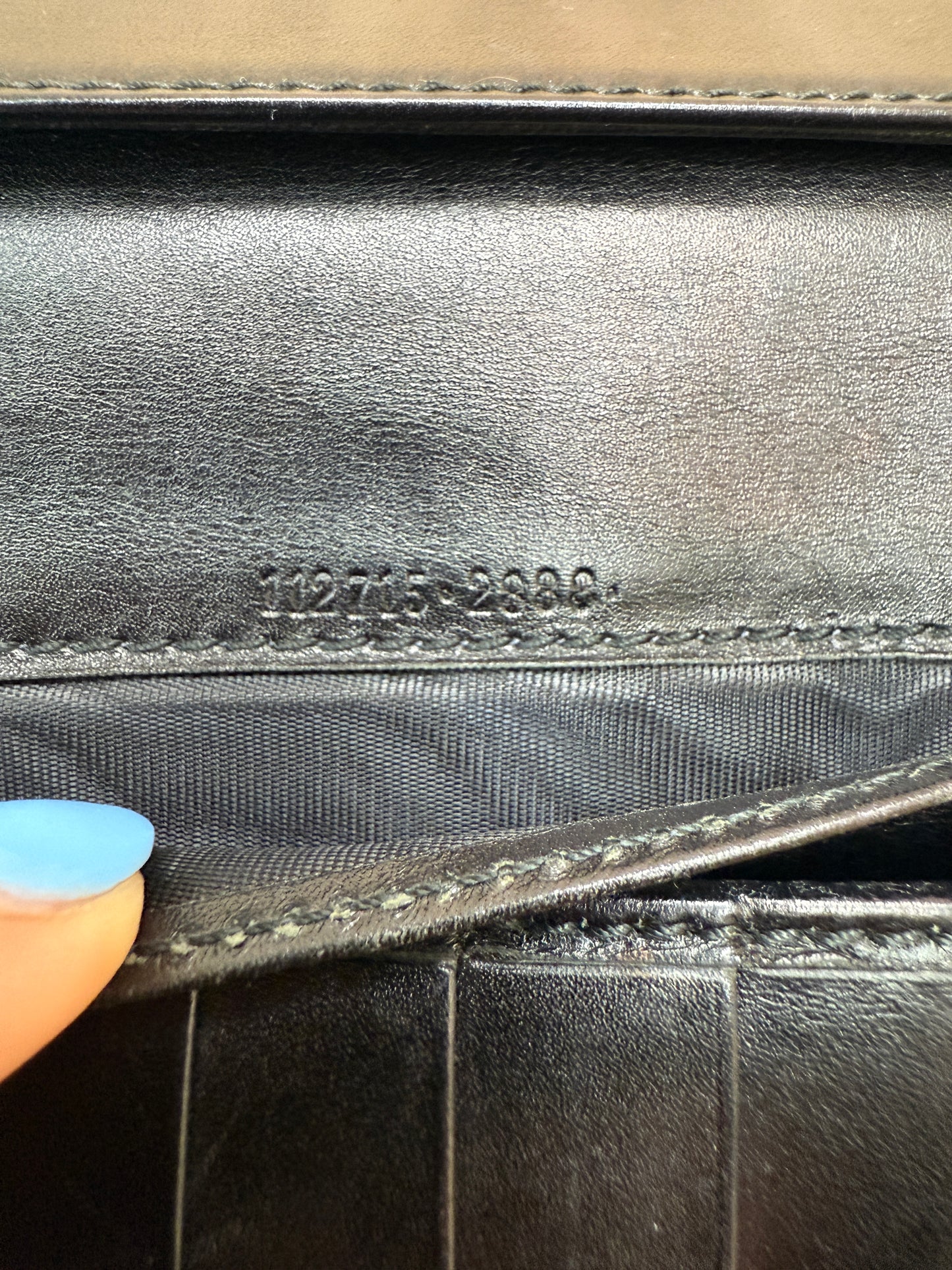 Gucci Black Leather Guccissima Bar Long Wallet
