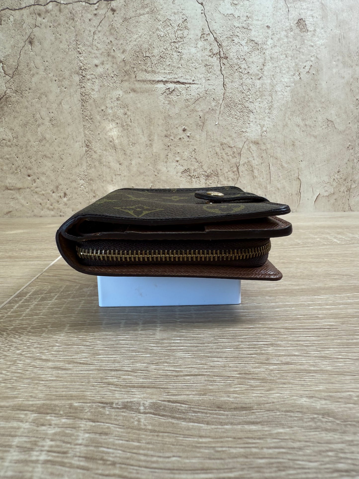 Louis Vuitton Monogram Zippy Compact Wallet
