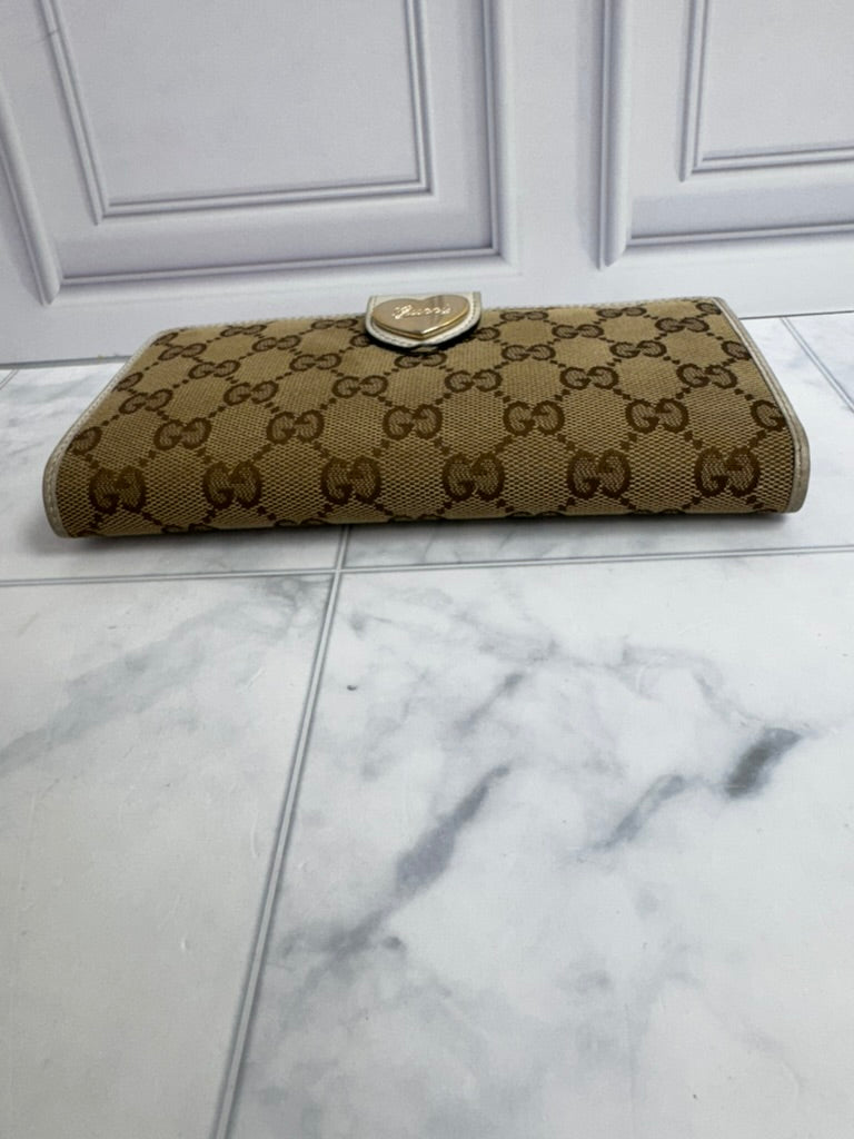 Gucci GG Canvas Lovely Heart Long Wallet