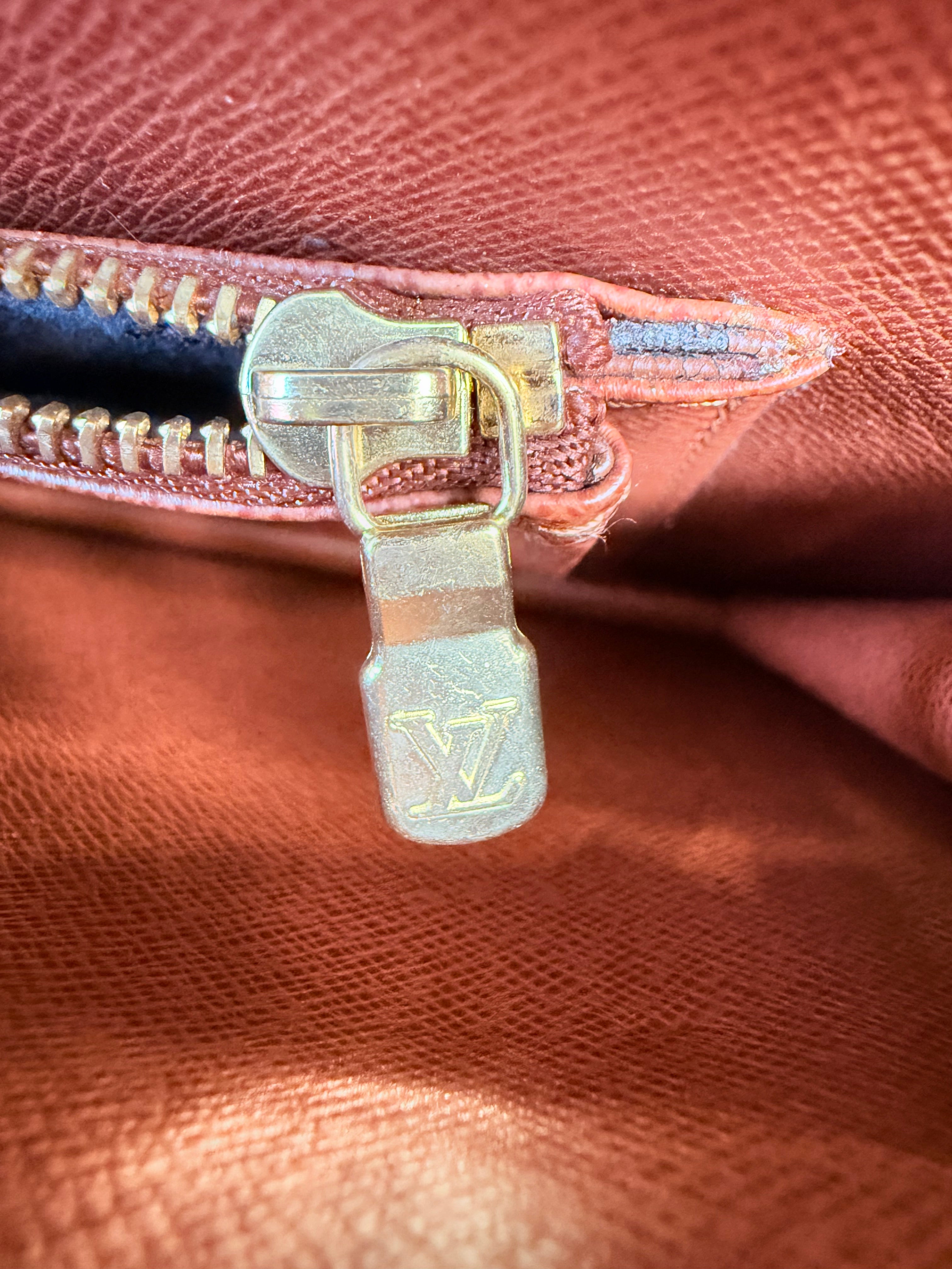 Louis Vuitton Vintage Monogram Courcelle Hand Bag