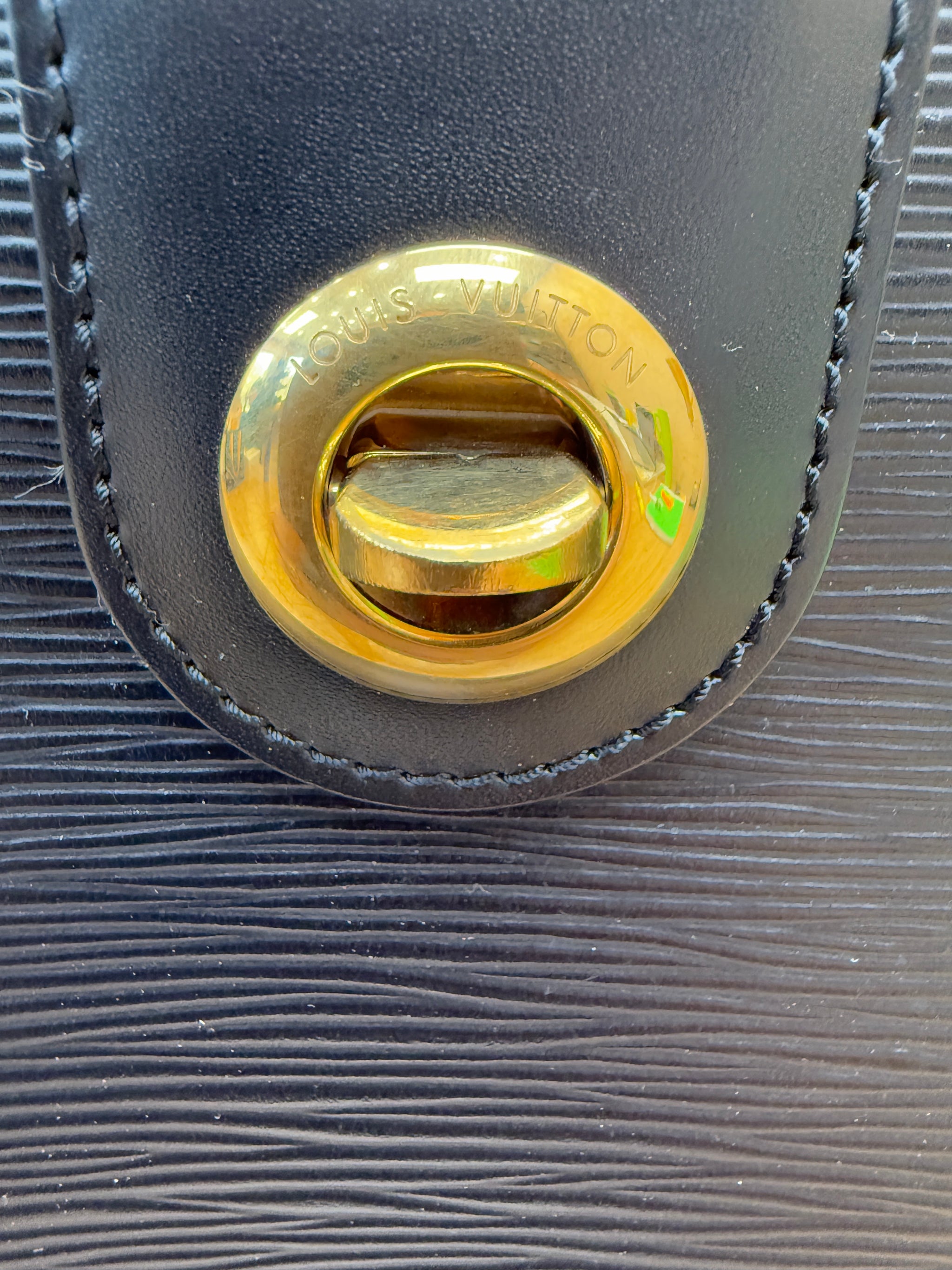 Louis Vuitton Black Epi Cluny Shoulder Bag