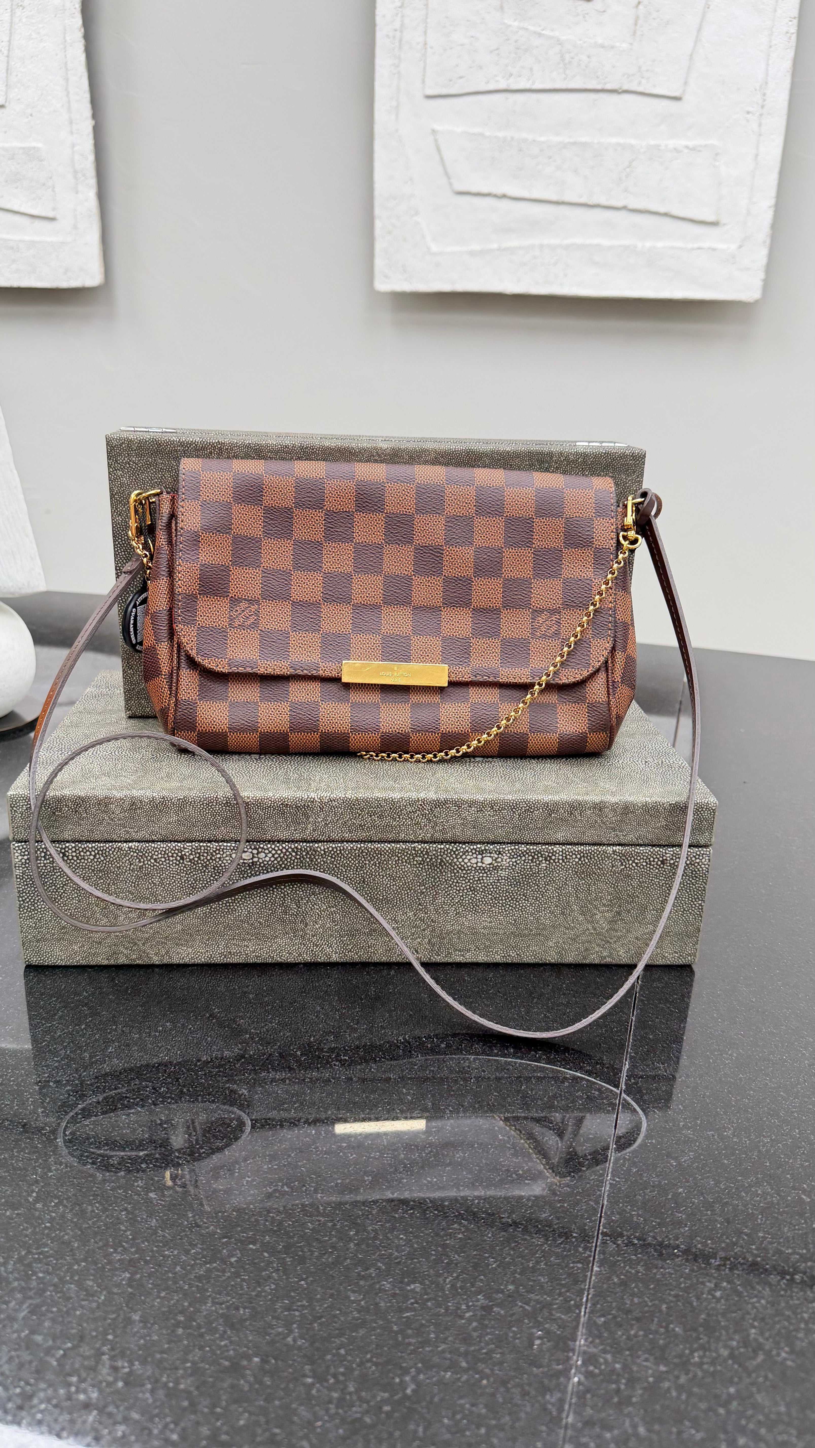 *DONS DROP* Louis Vuitton Damier Ebene & Red Favorite MM Crossbody