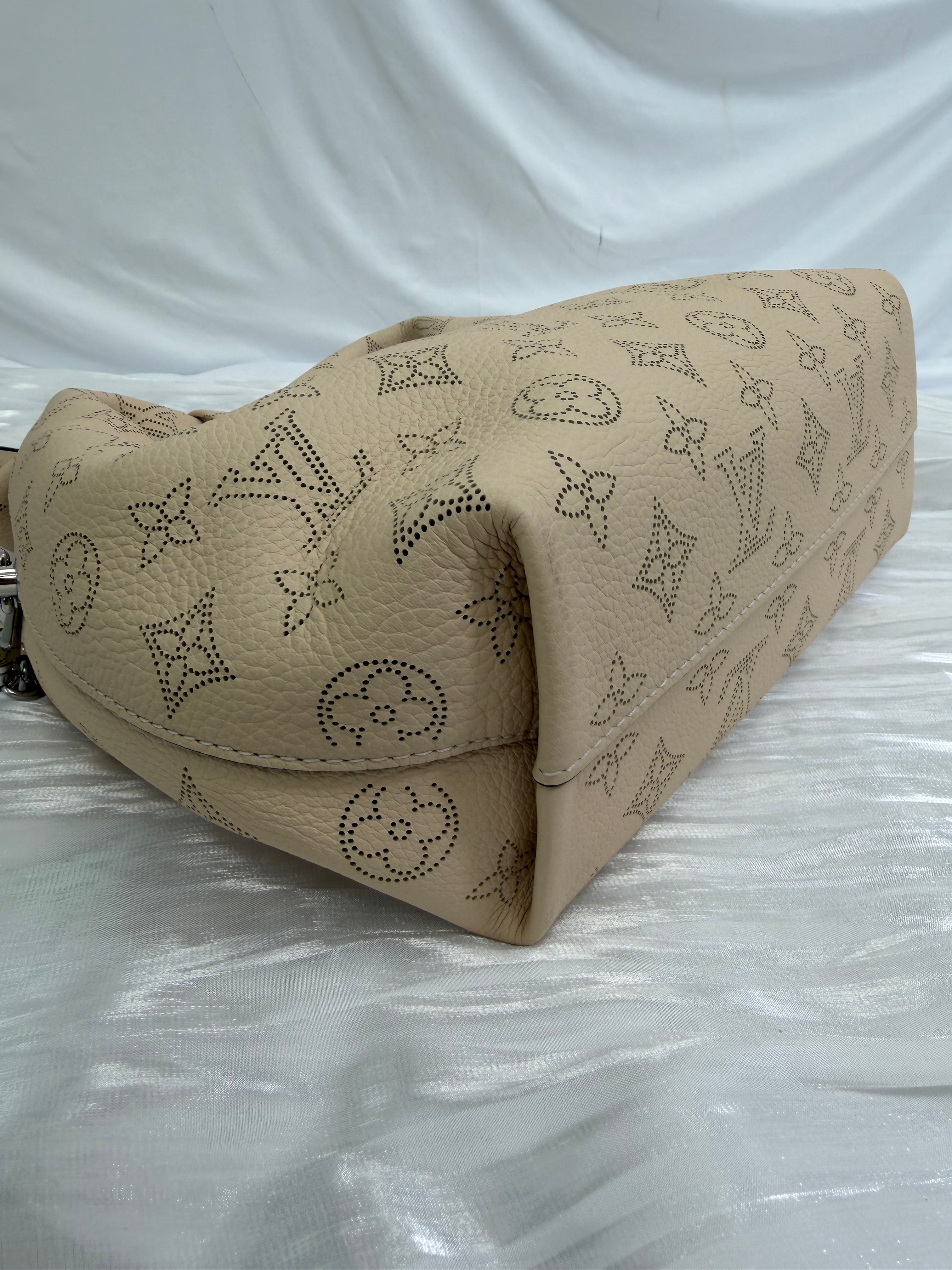 BRAND NEW Louis Vuitton Monogram Beige Mahina Leather Why Knot PM Bag