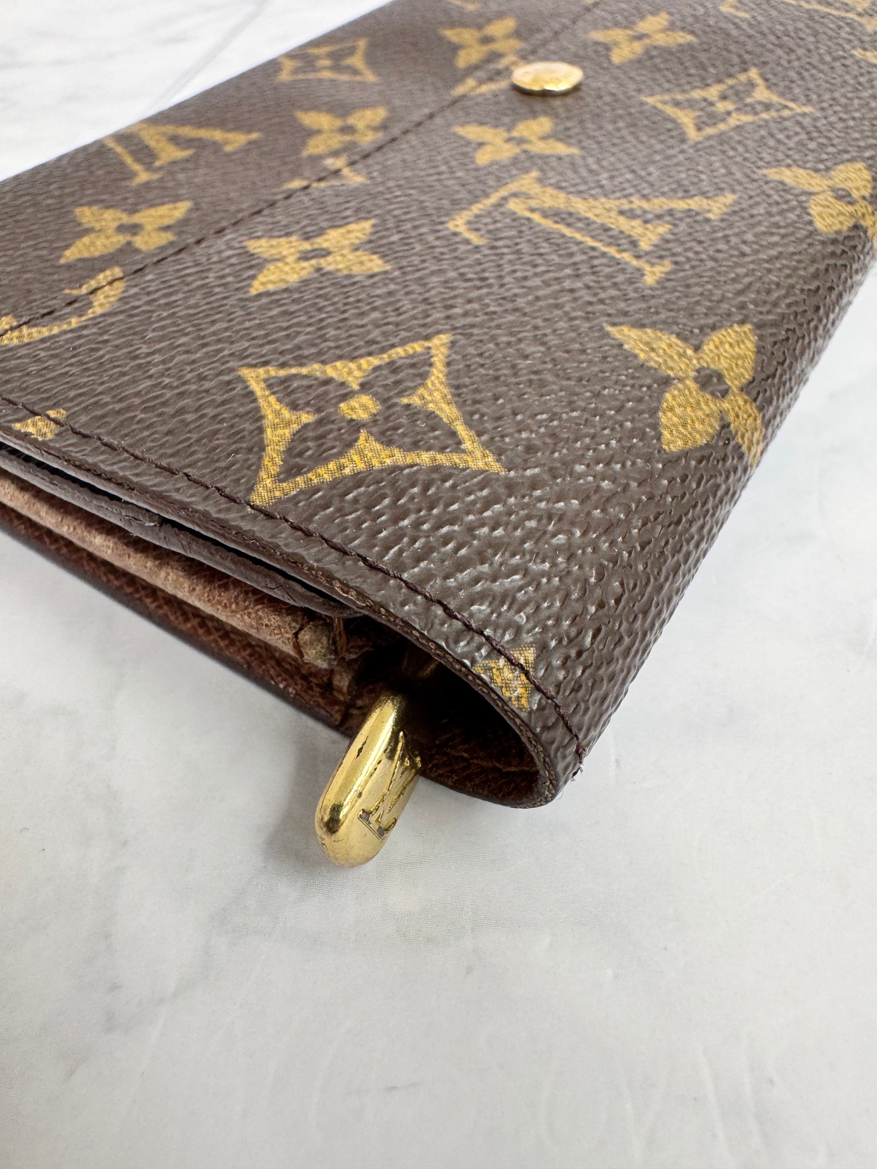 Louis Vuitton Monogram Sarah Wallet