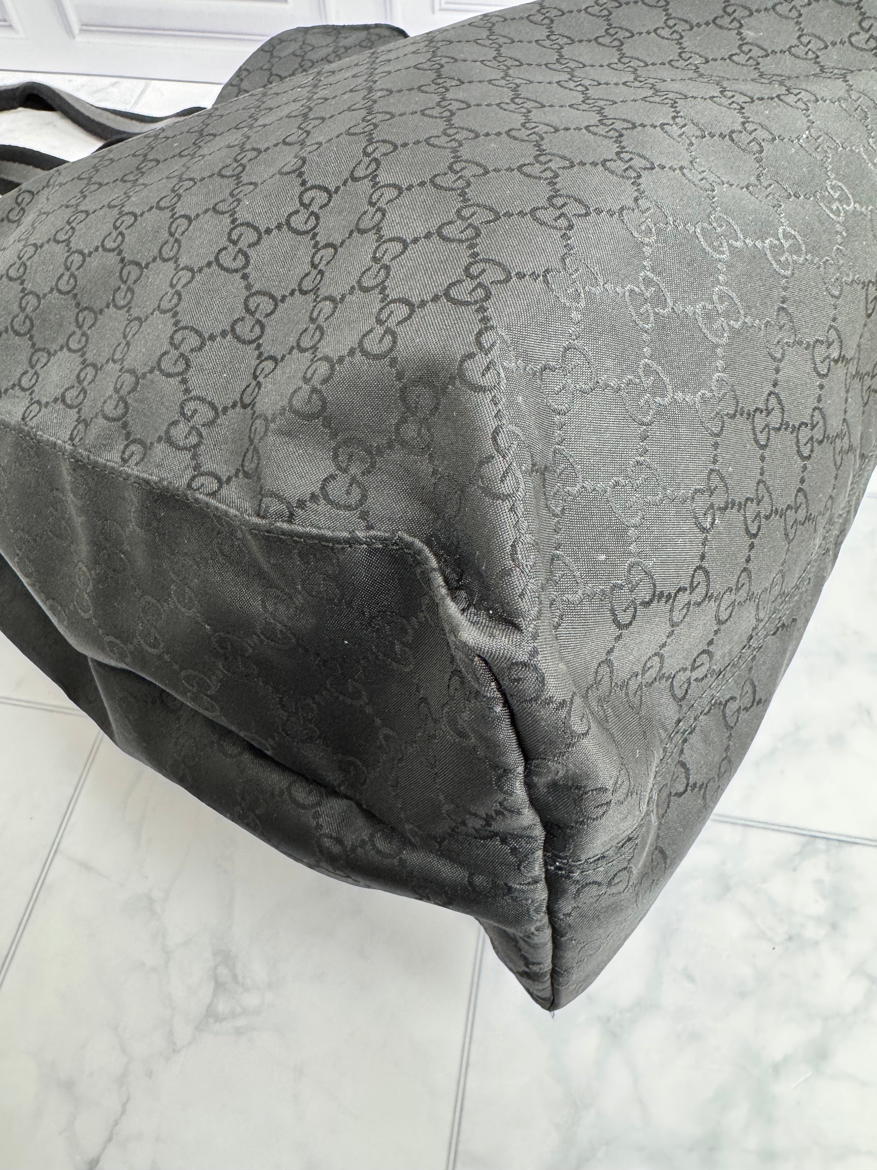 *DONS DROP* Gucci Black Nylon GG Monogram Tote Bag