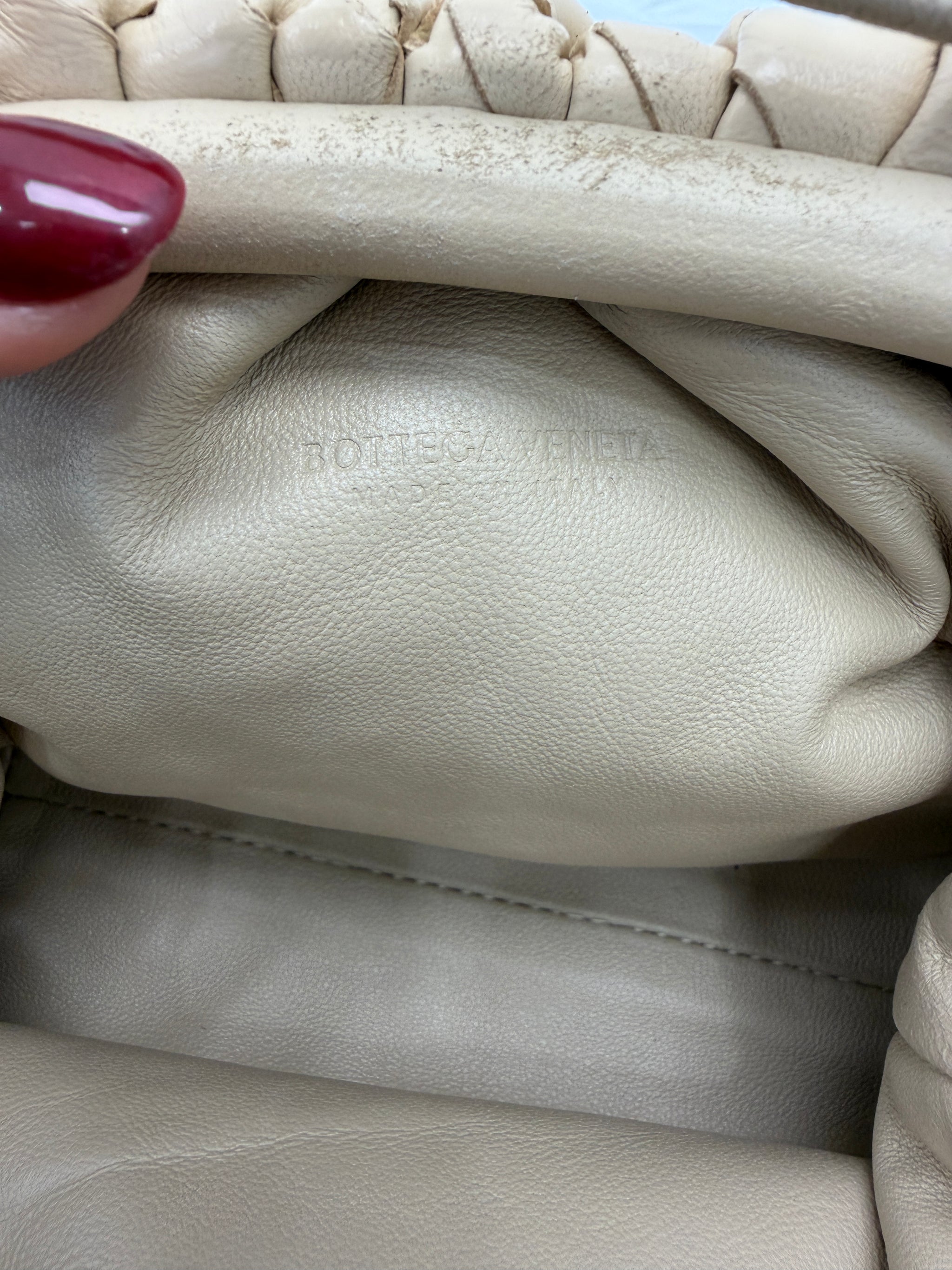 Bottega Veneta Cream Mini Intrecciato Leather Pouch Clutch