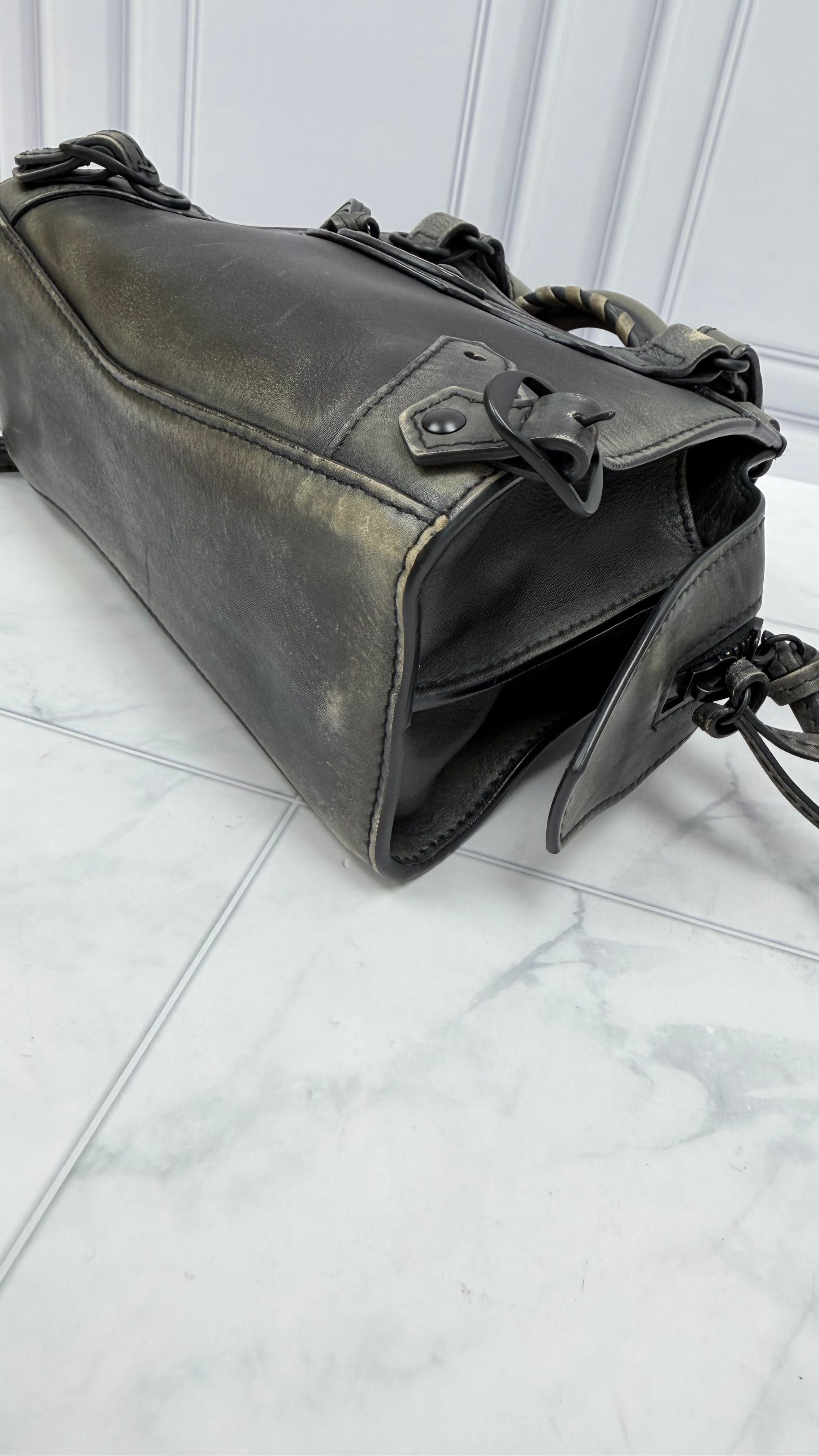 Balenciaga Black Distressed Leather Neo Classic City Bag