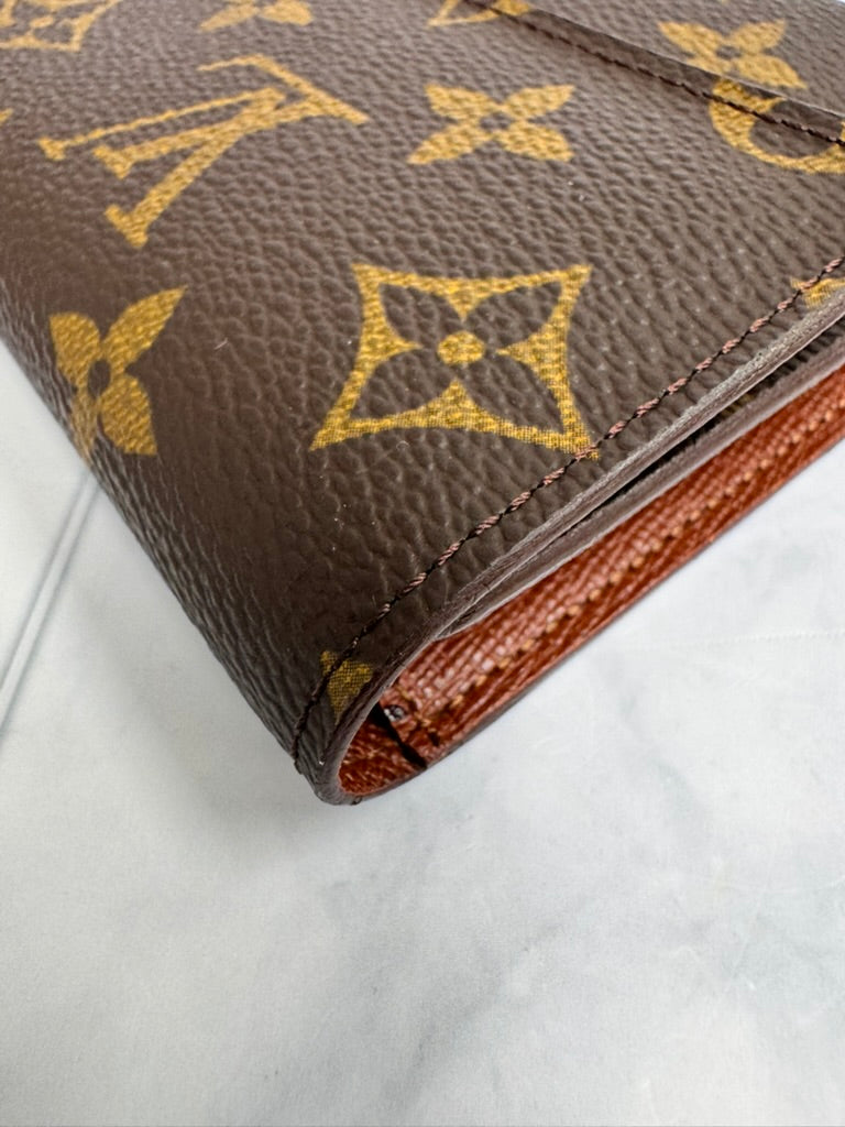 Louis Vuitton Monogram International Wallet