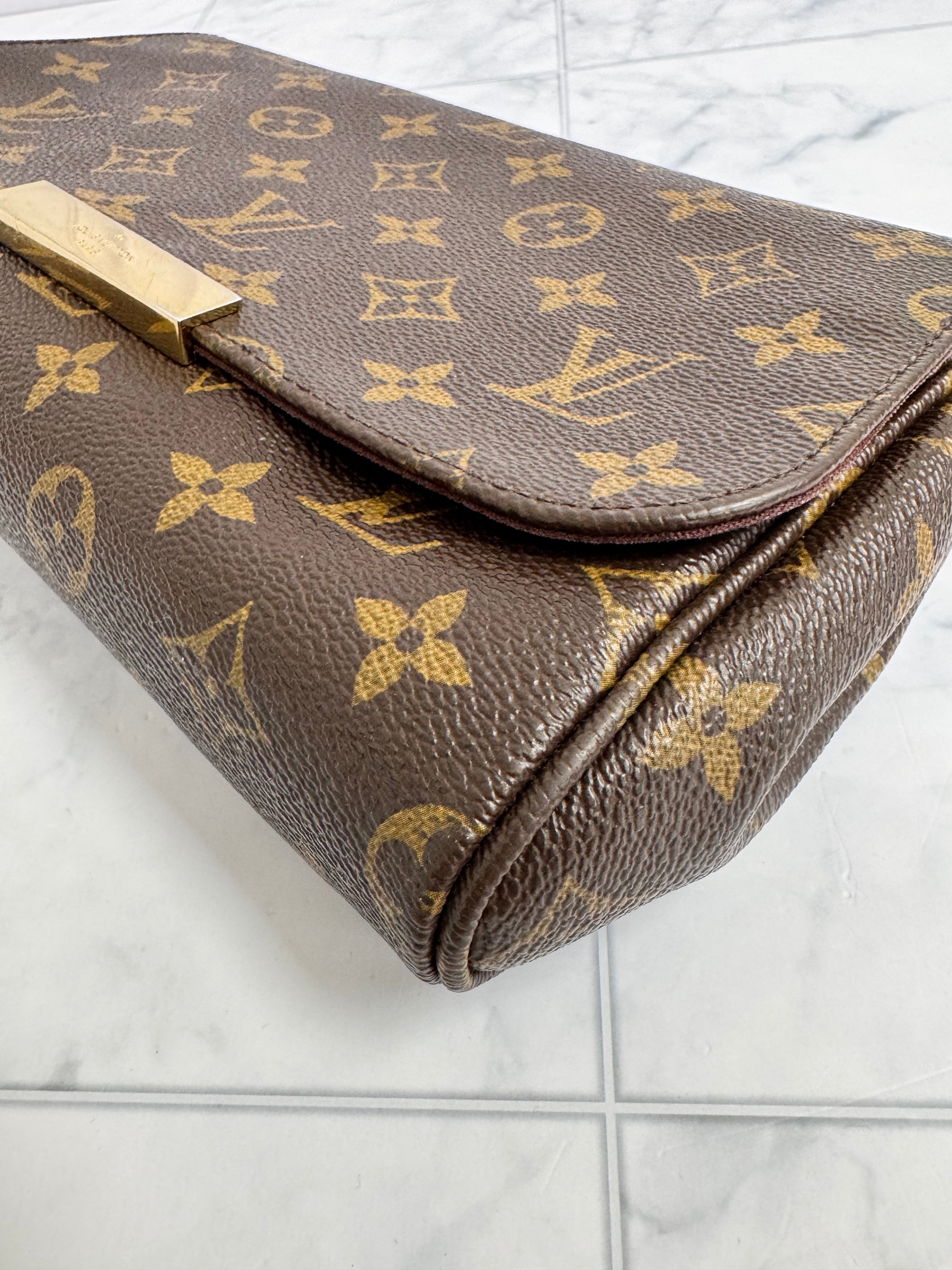 *DONS DROP* Louis Vuitton Monogram Favorite MM Crossbody Bag