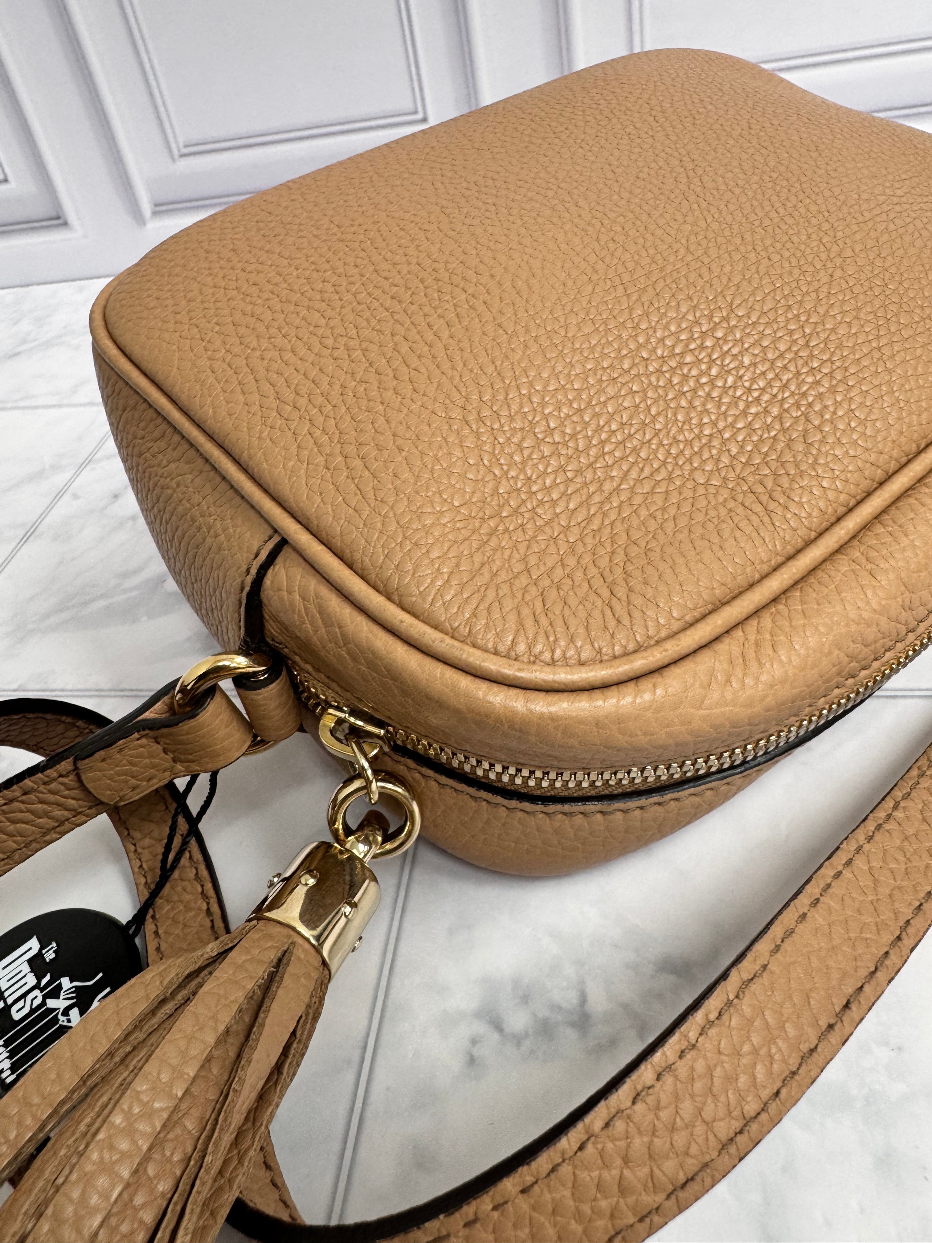 *DONS DROP* Gucci Tan Pebbled Leather Soho Disco Camera Bag