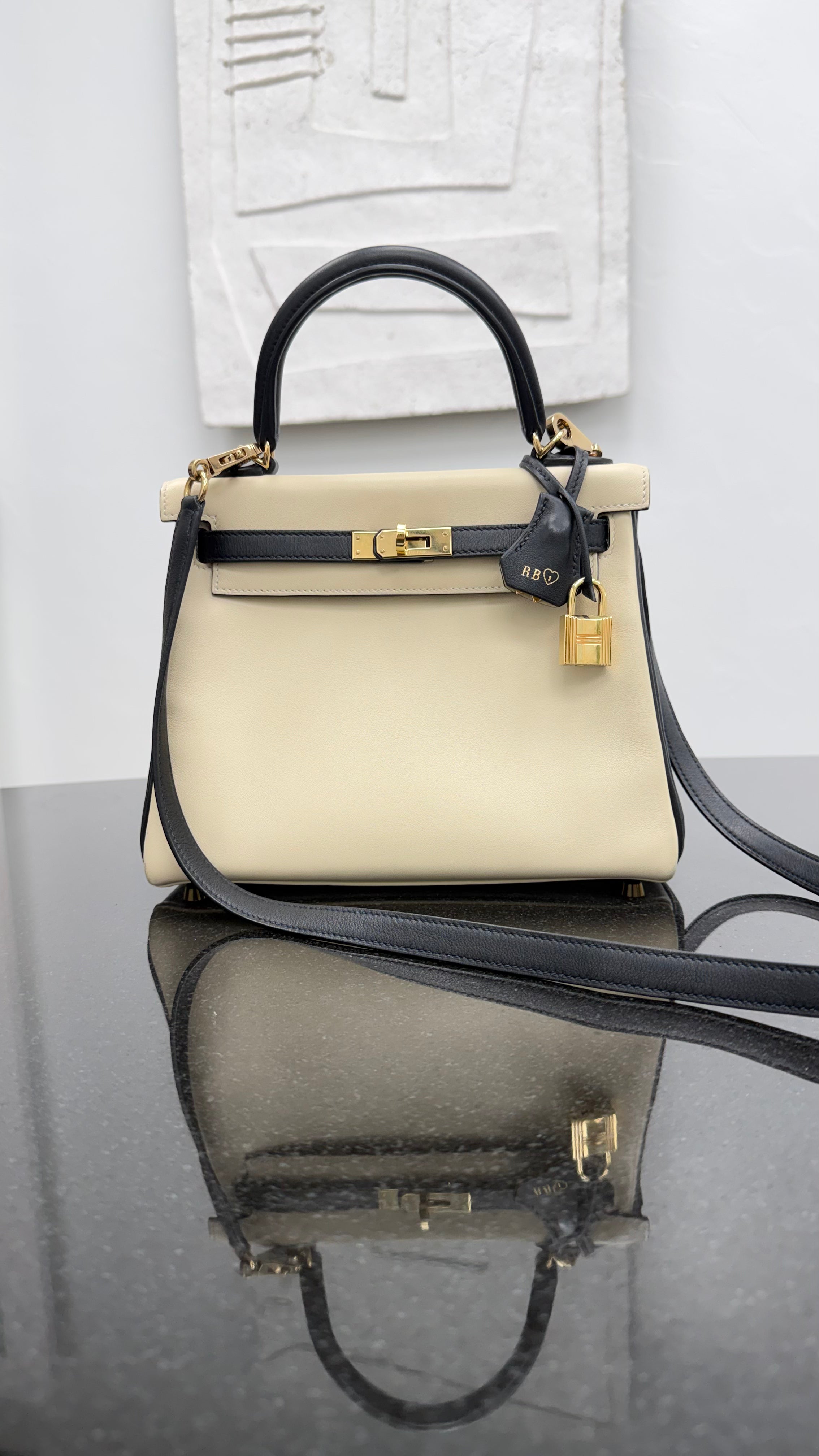 Hermes Ivory & Black Swift Leather HSS Kelly 25