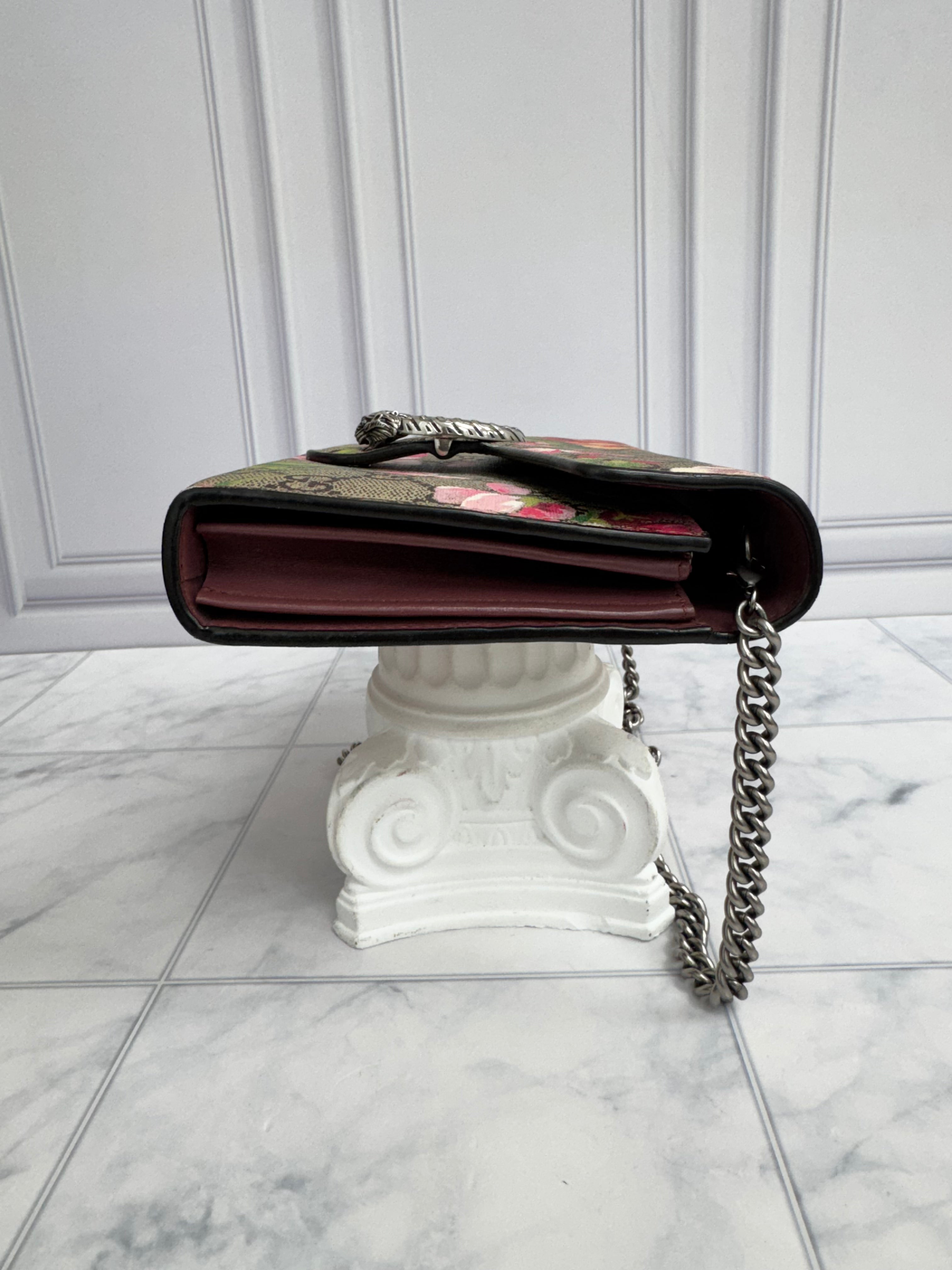 Gucci GG Supreme Blooms Dionysus Wallet On A Chain