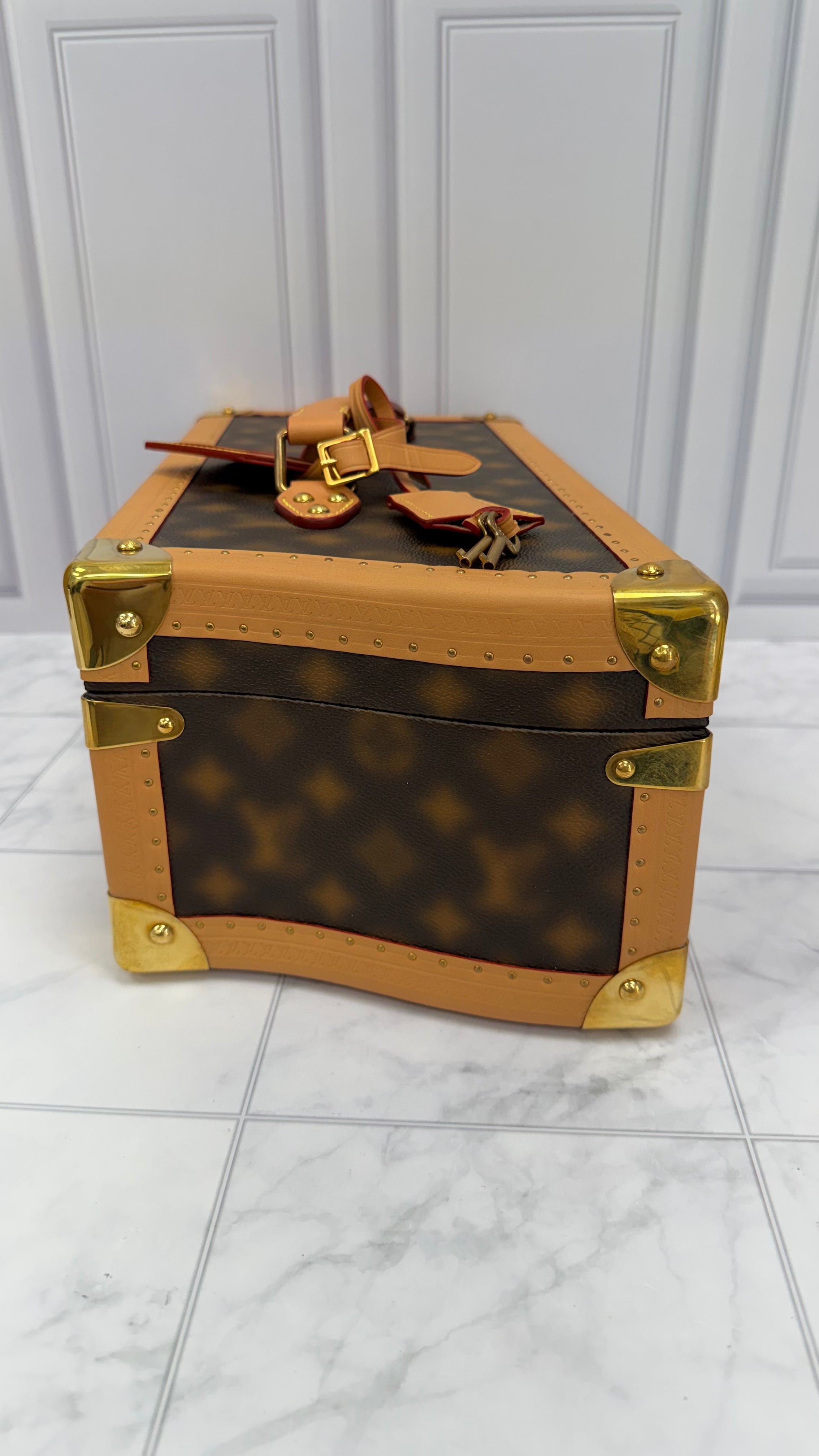 *DONS DROP* LIKE NEW - Louis Vuitton Monogram Malle Fleurs Trunk