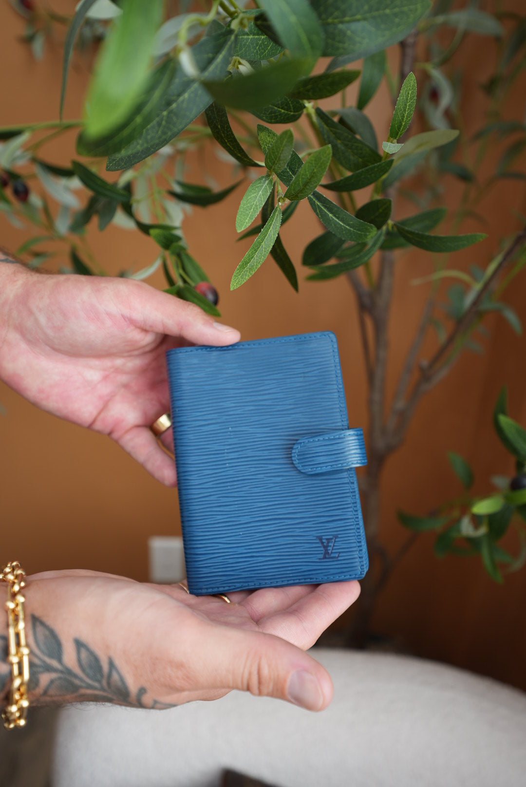 Louis Vuitton Blue Epi Leather Passport Agenda PM