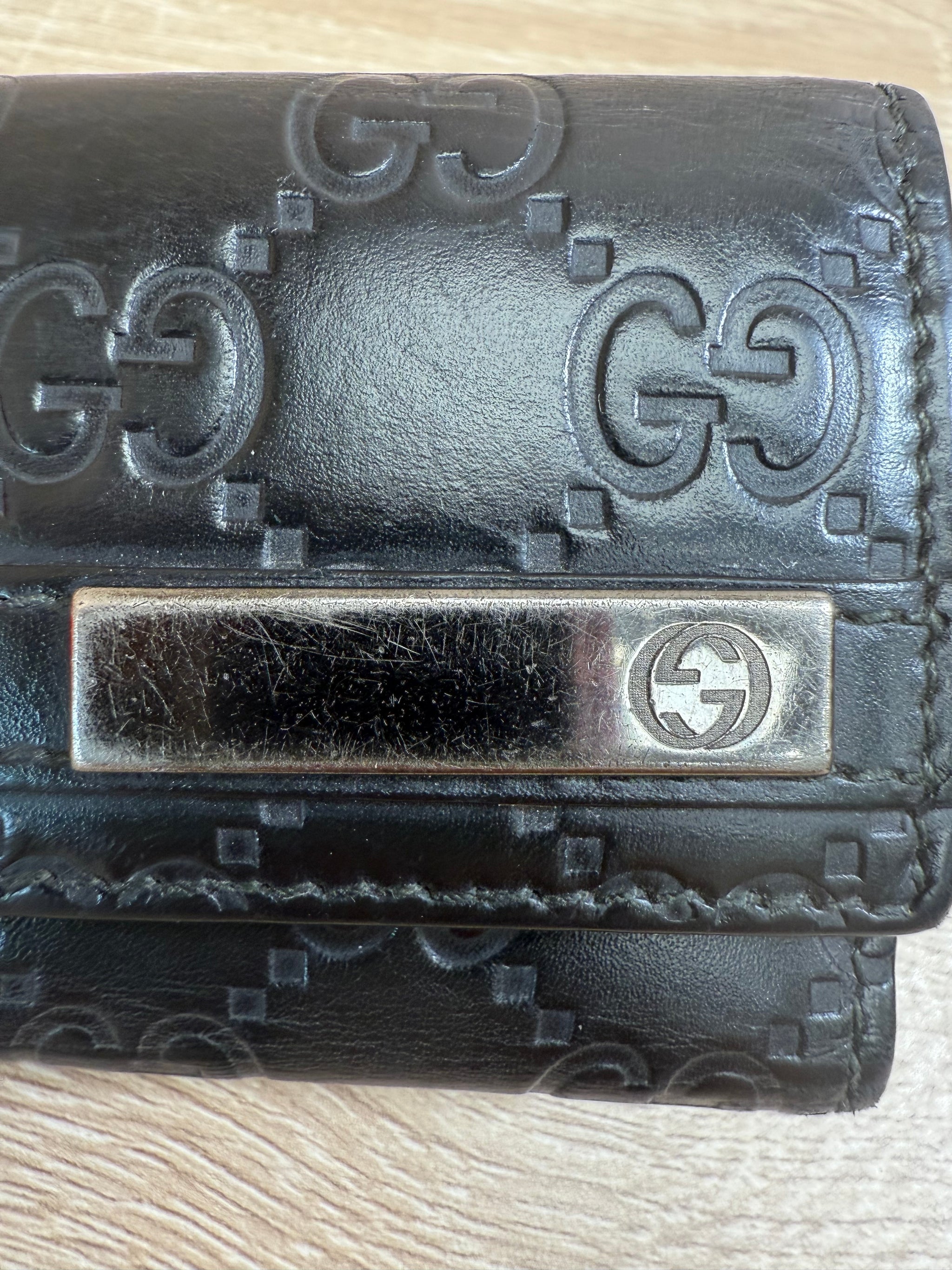 Gucci Guccissima Black Leather 6 Key Holder