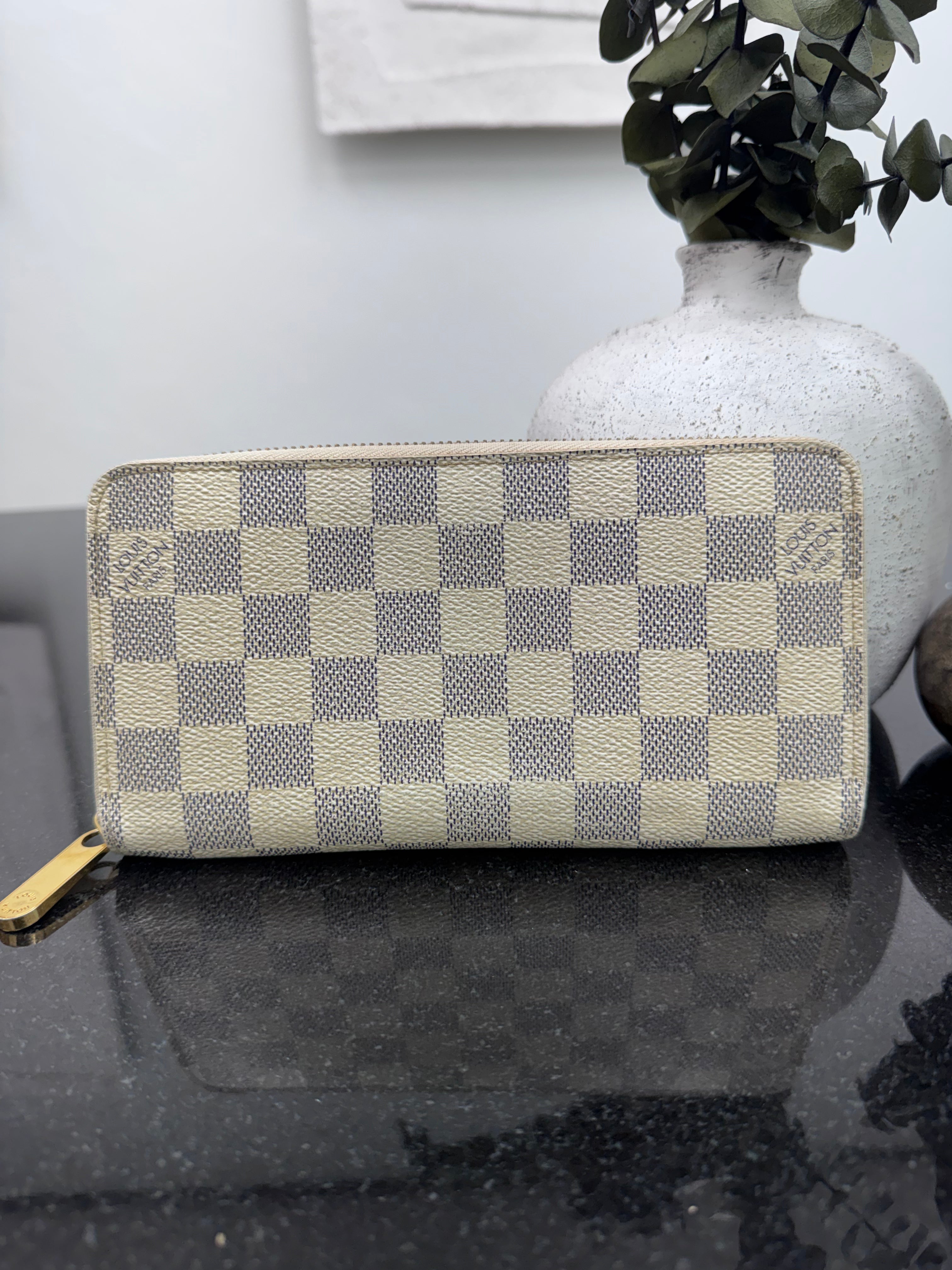 Louis Vuitton Damier Azur Zippy Wallet