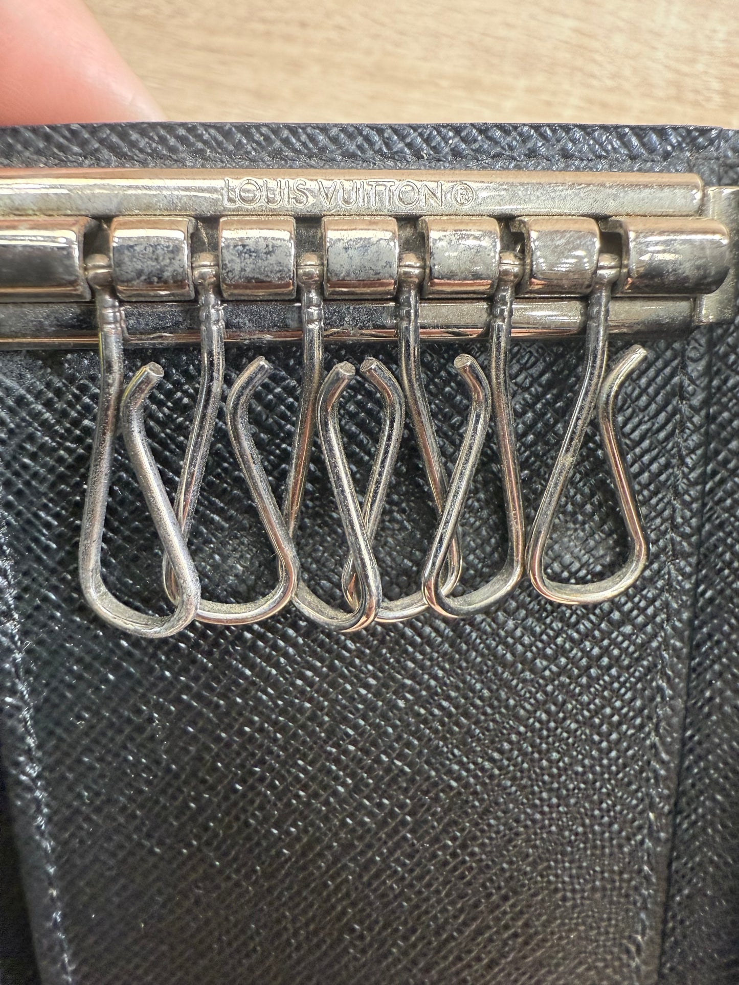 Louis Vuitton Damier Graphite 6 Ring Key Holder