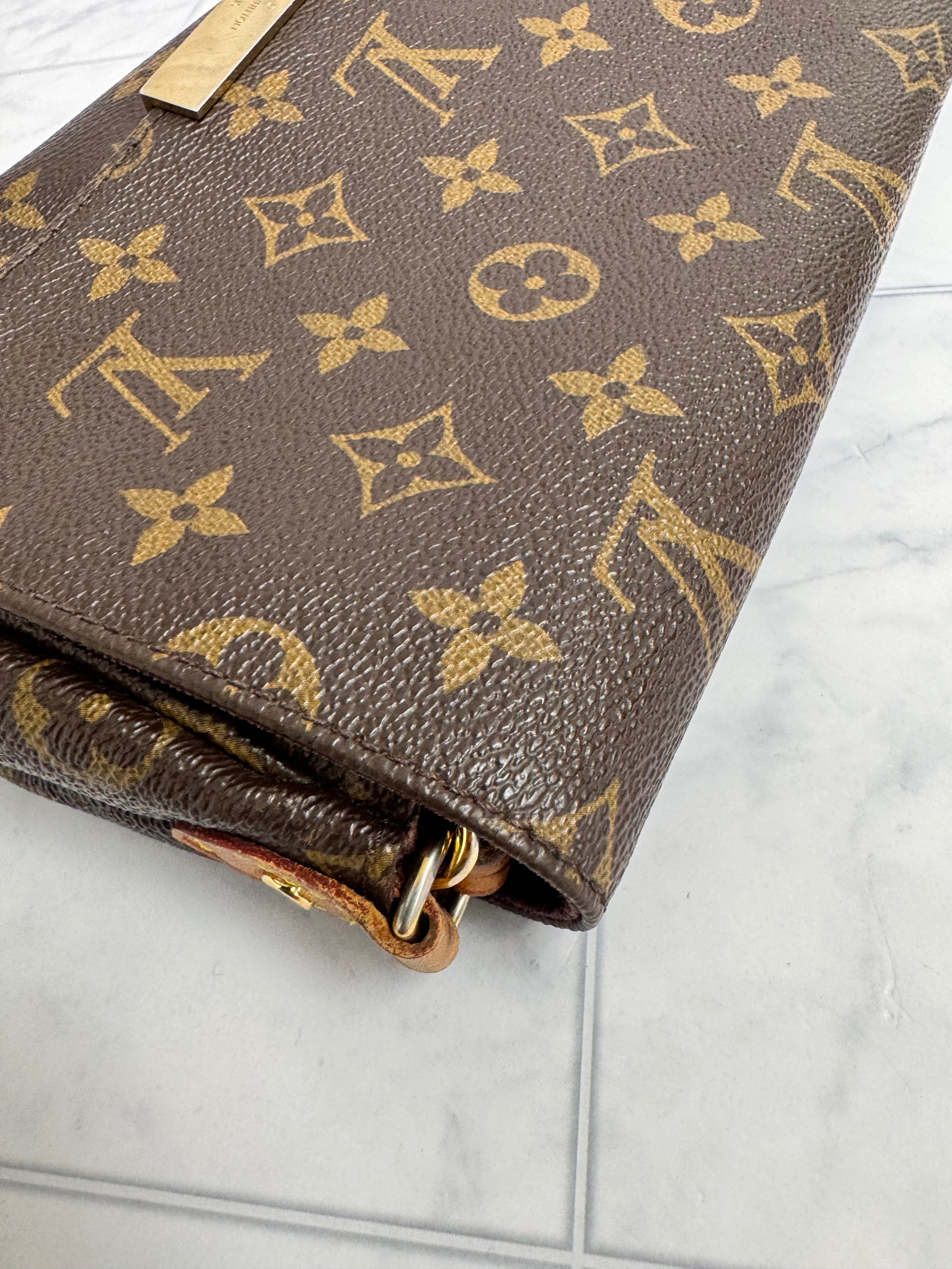 *DONS DROP* Louis Vuitton Monogram Favorite MM Crossbody Bag
