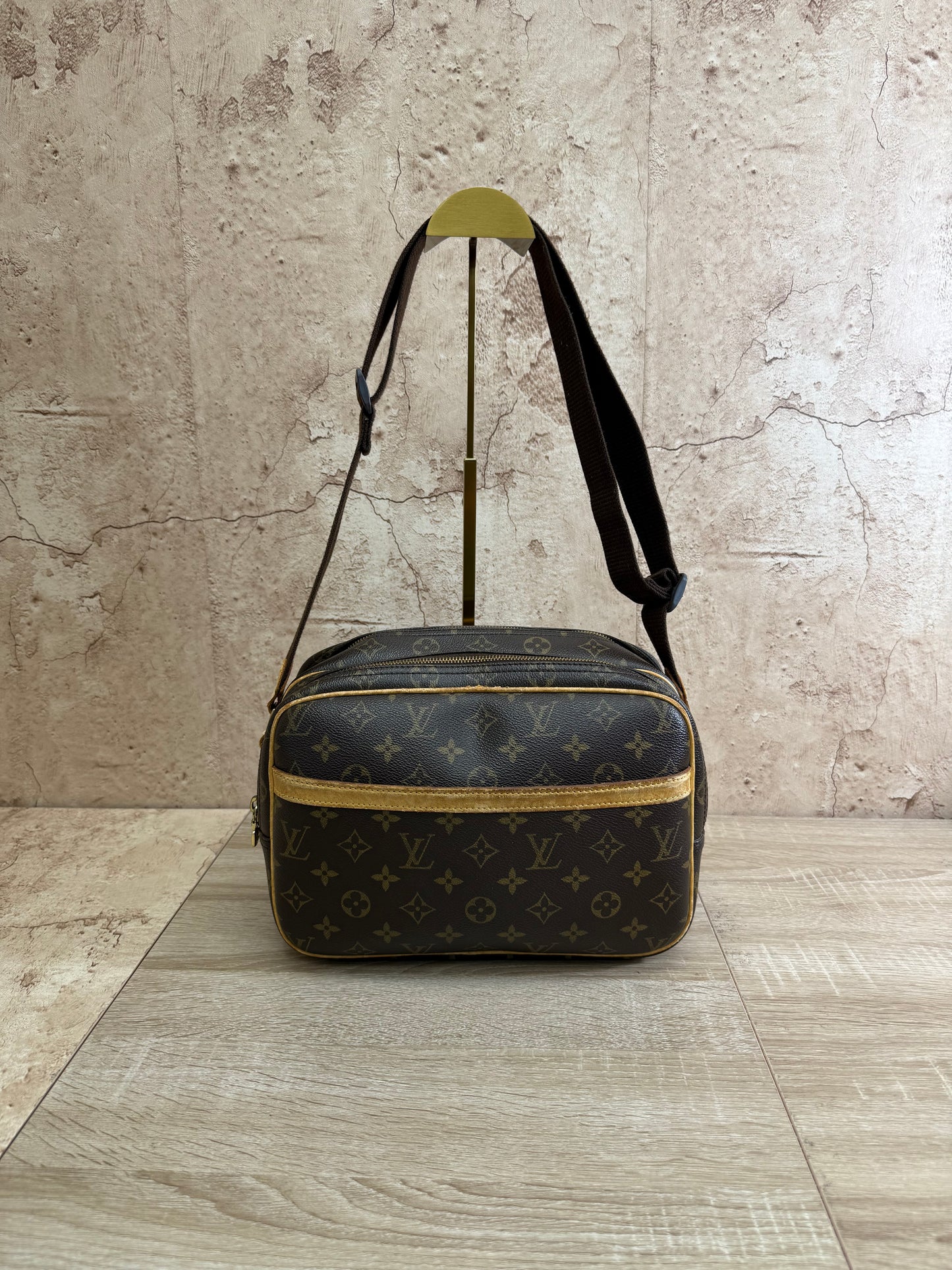Louis Vuitton Monogram Reporter PM