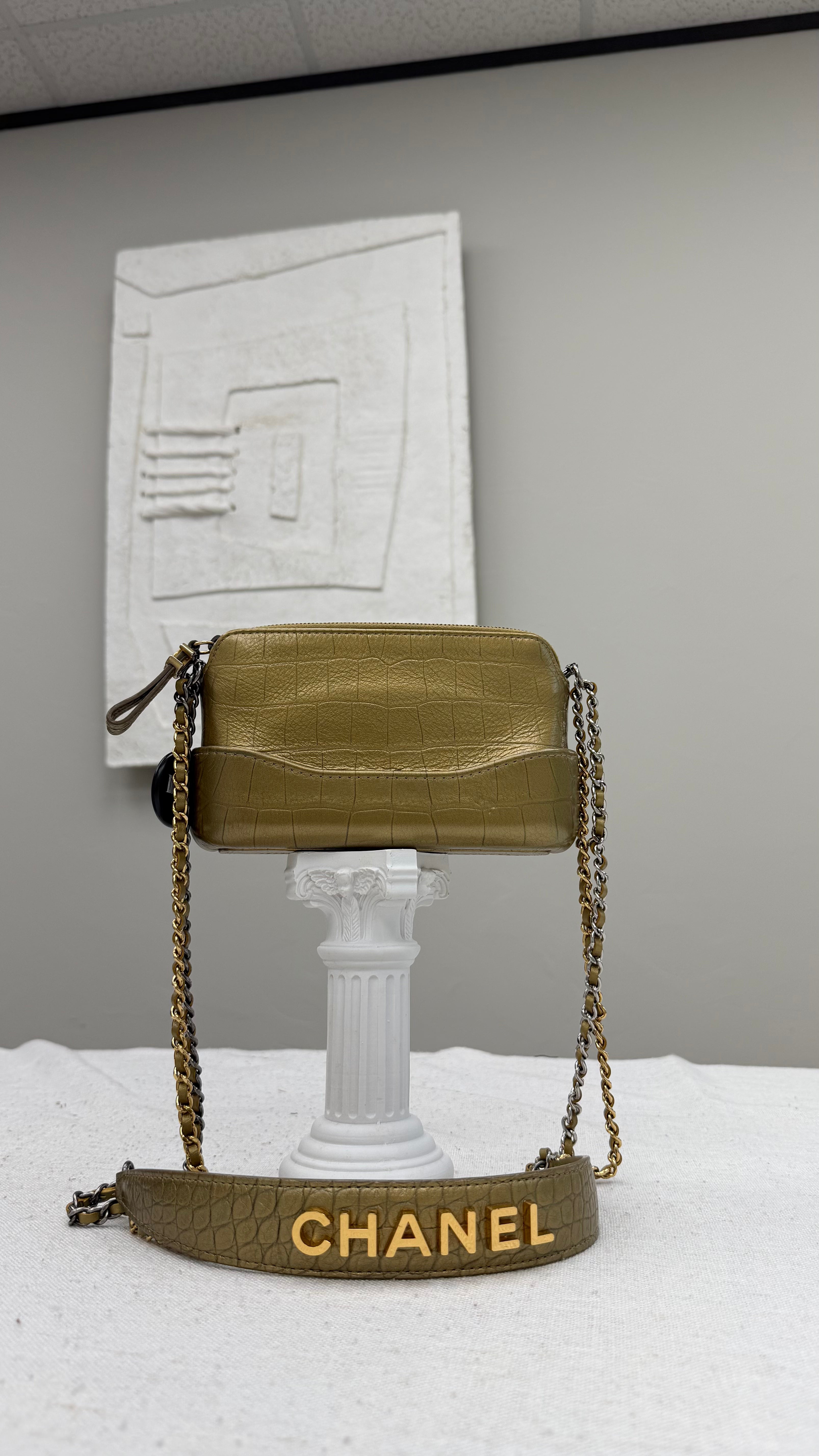 LIKE NEW- Chanel Gold Croc Embossed Calfskin Double Zip Gabrielle Clutch on a Chain