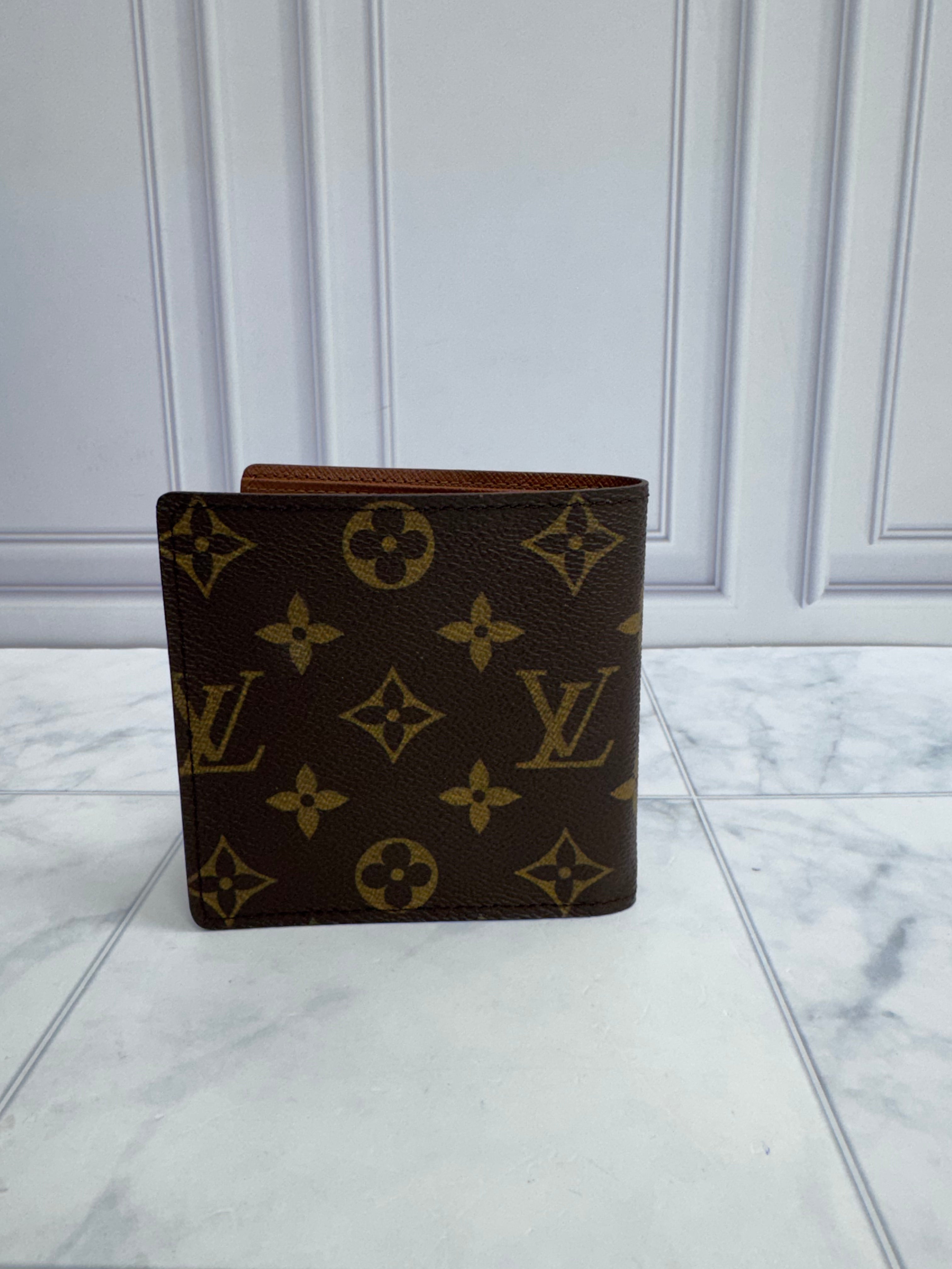 Louis Vuitton Monogram Bifold Wallet
