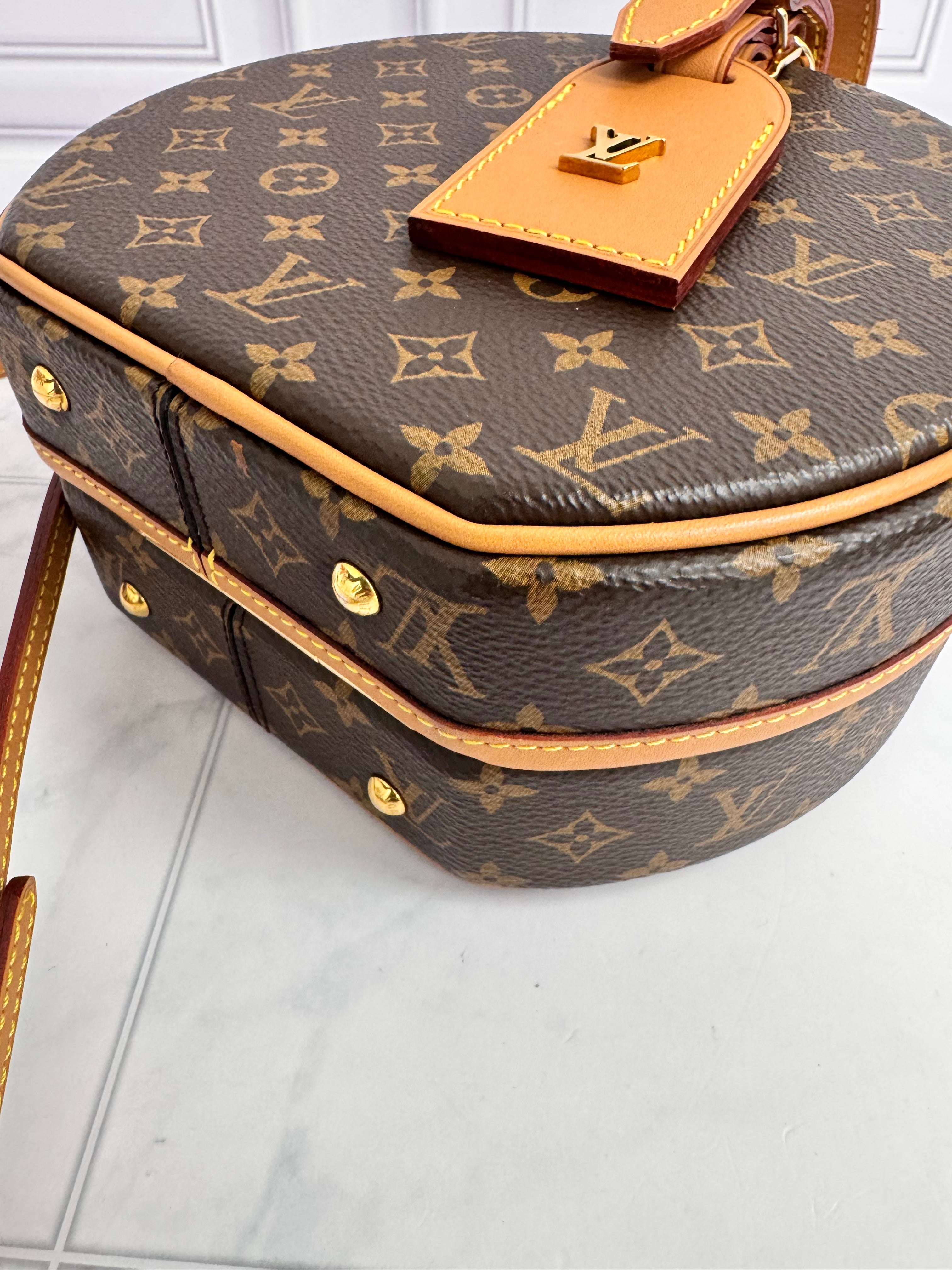 *DONS DROP* Louis Vuitton Monogram Petite Boite Chapeau Crossbody Bag