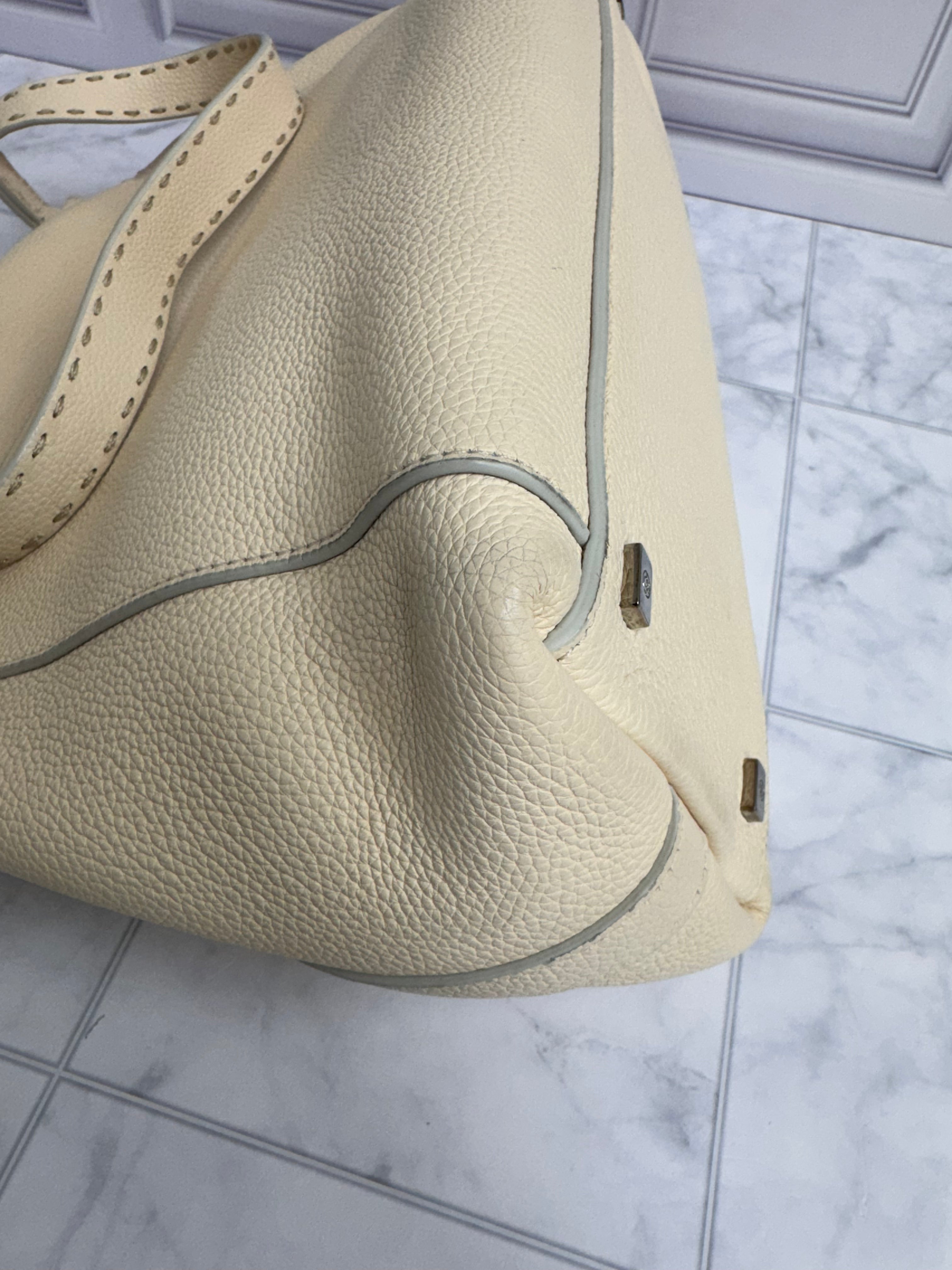 *DONS DROP* Gucci Ivory Leather Blondie Tote Bag