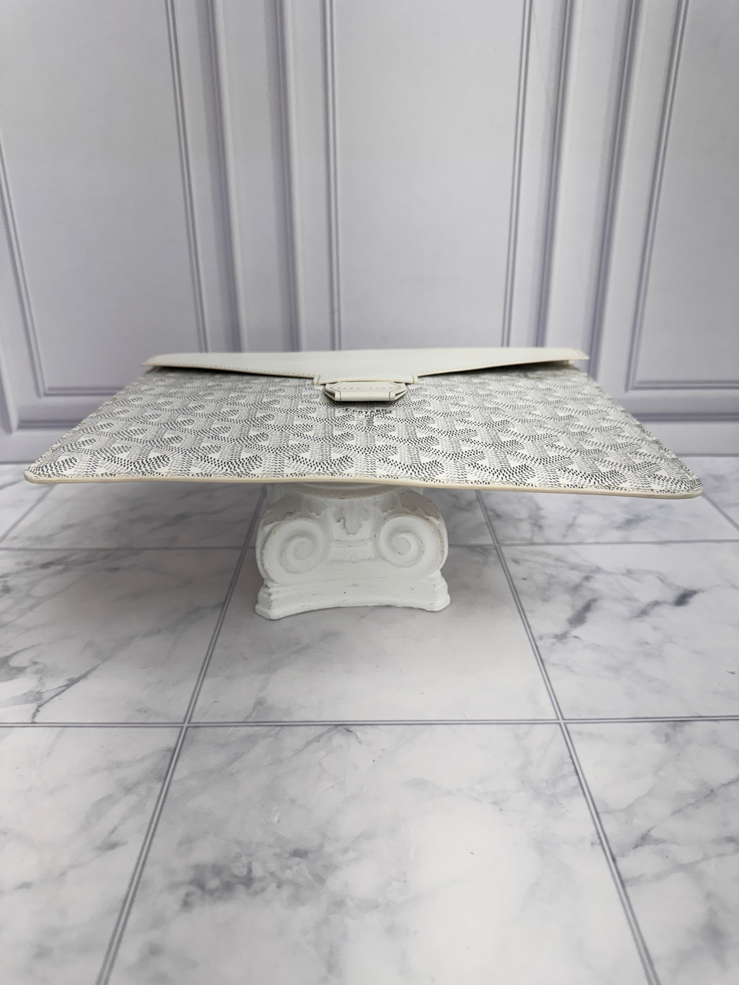 Goyard White Goyardine Camondo MM Horizontal Clutch Bag
