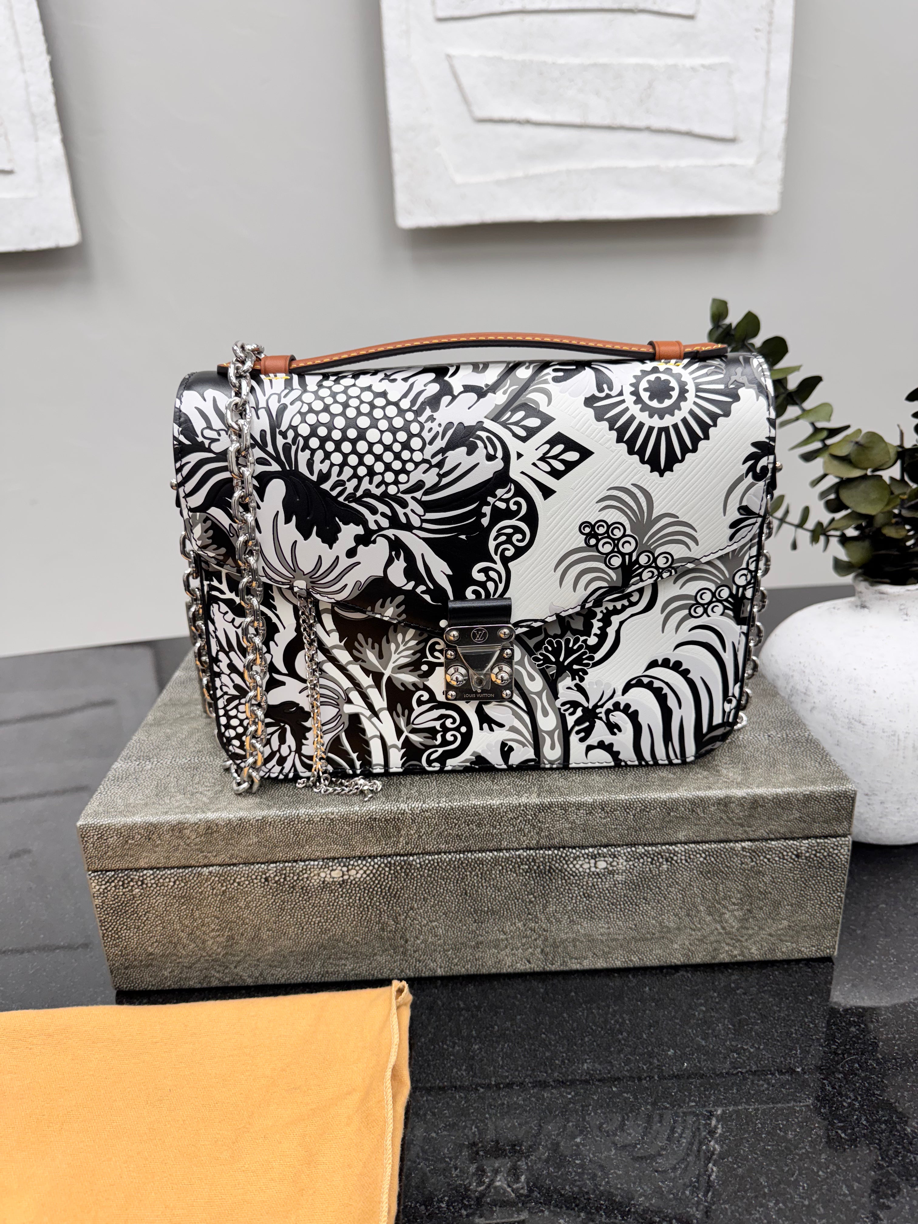LIKE NEW - Louis Vuitton Black And White Epi Floral Pochette Metis