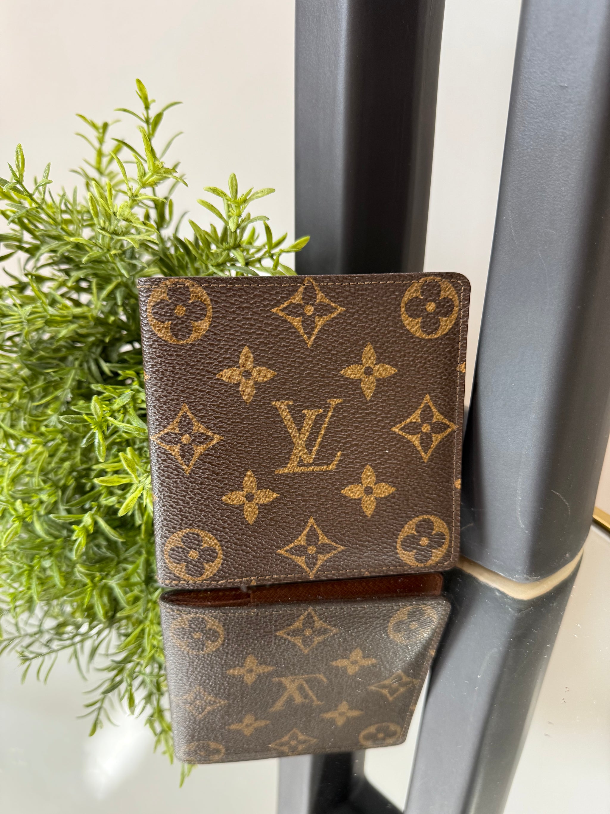 Louis Vuitton Monogram Bifold Wallet