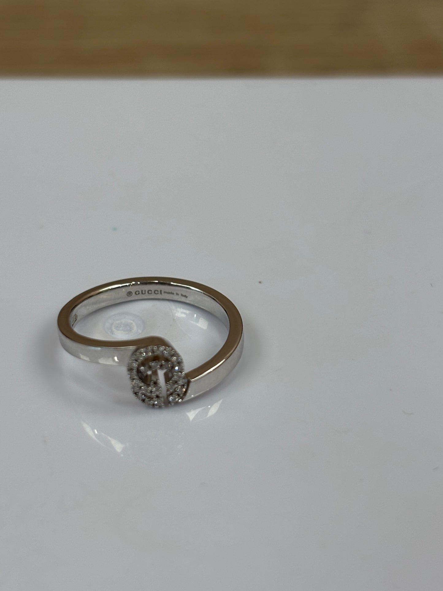 Gucci White Gold Diamond Ring