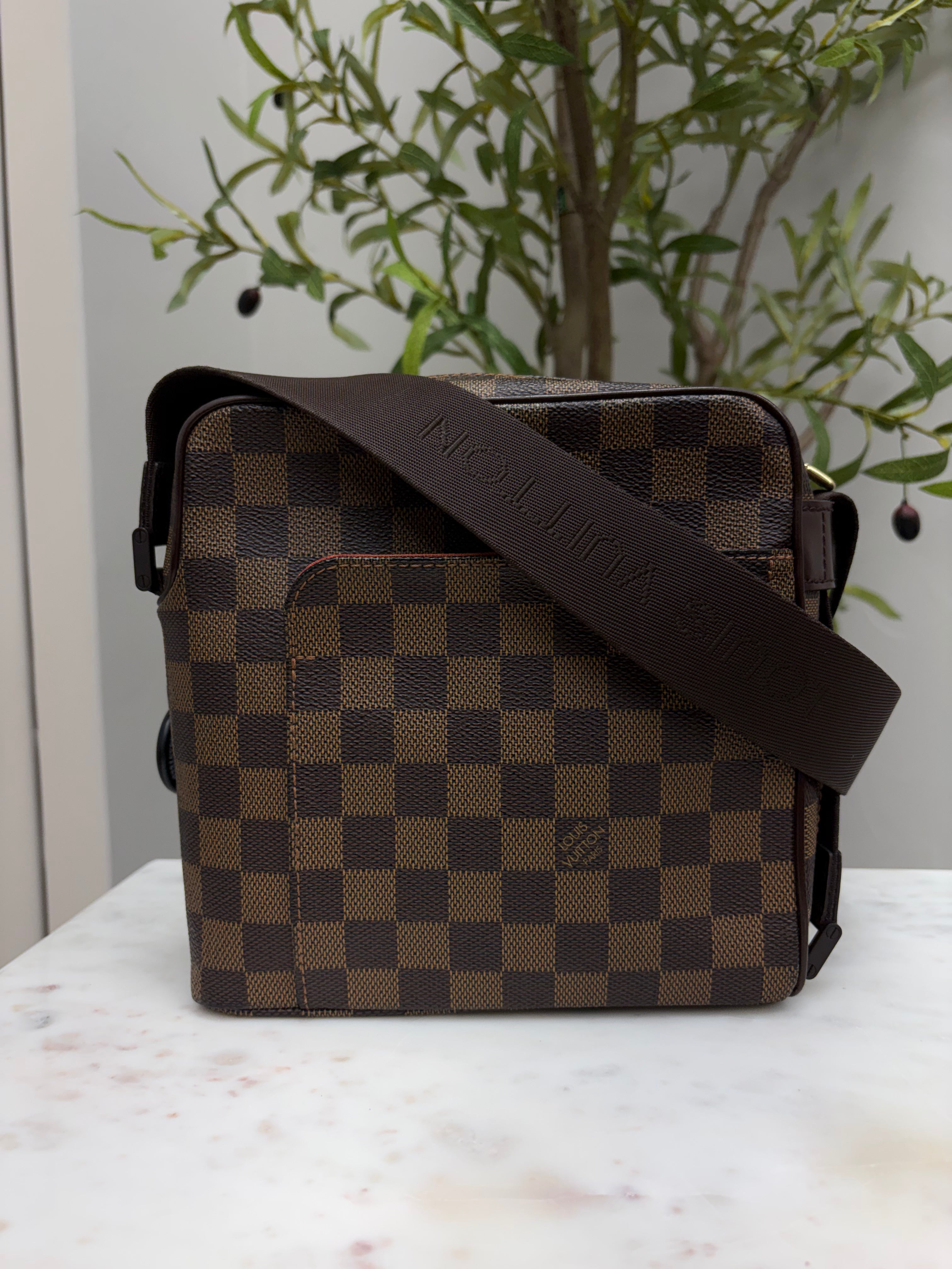 *DONS DROP* Louis Vuitton Damier Ebene Olav Crossbody Bag PM