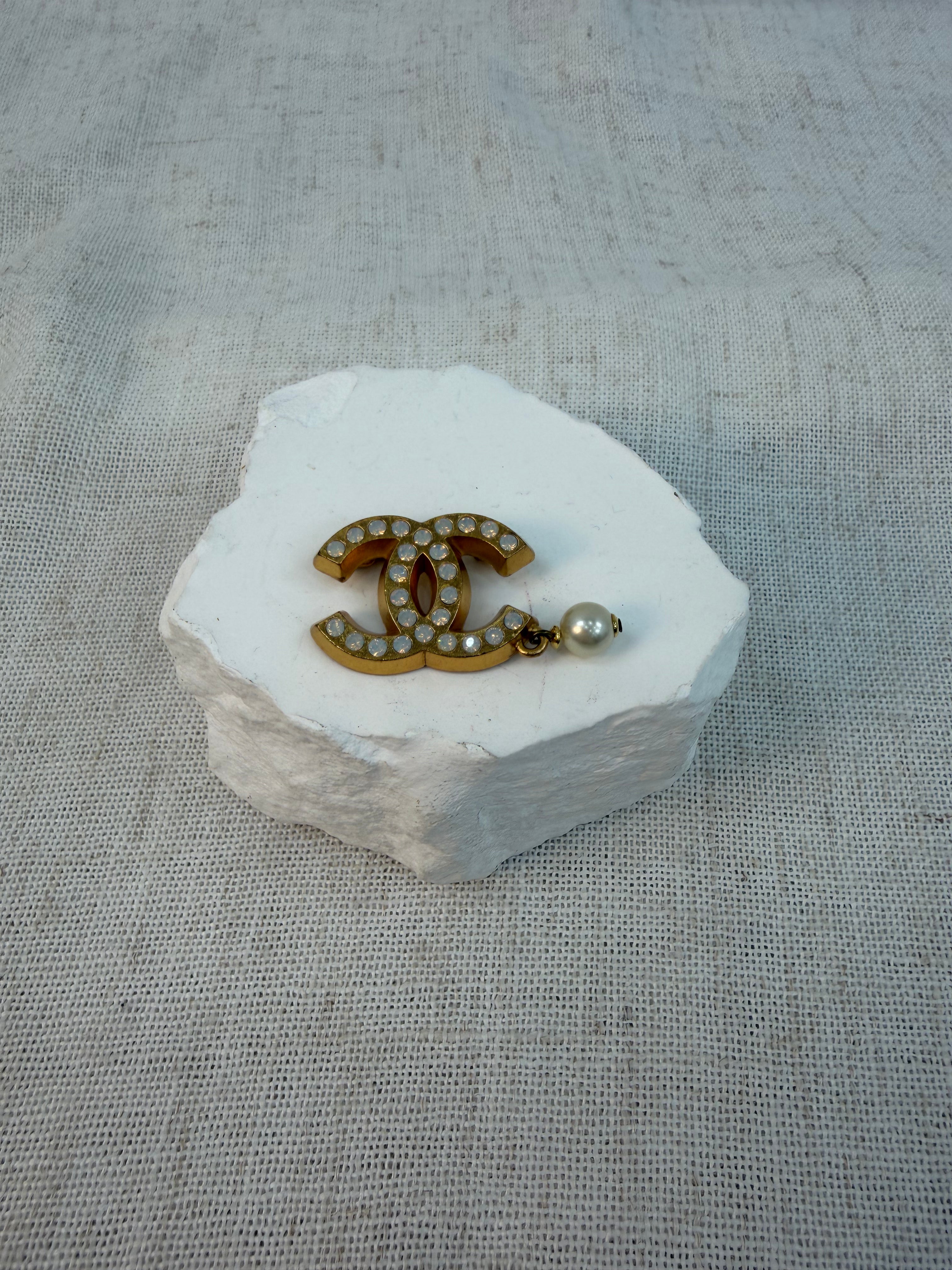 Chanel Gold CC Logo Brooch