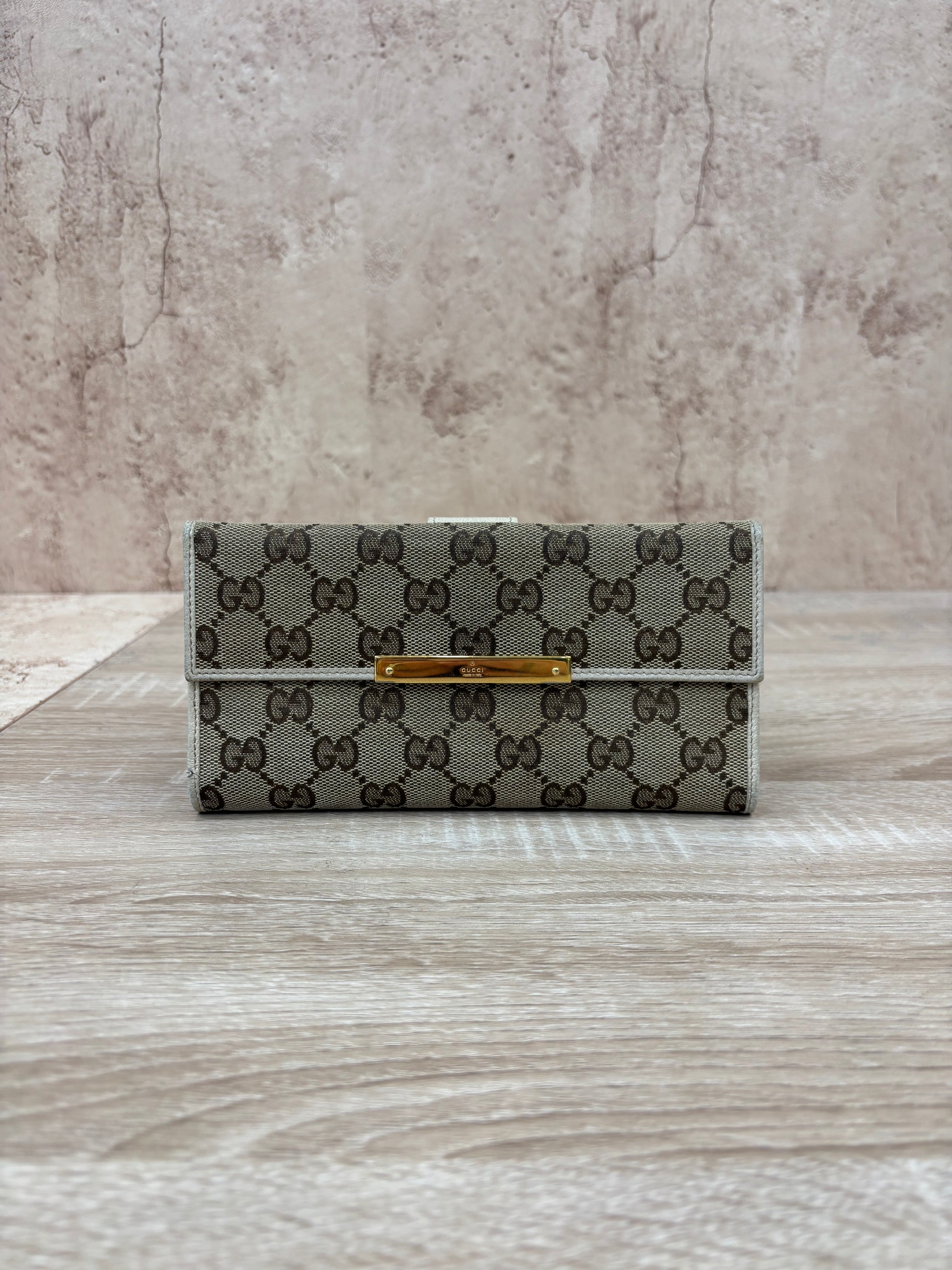 Gucci Brown GG Supreme Print Continental Wallet
