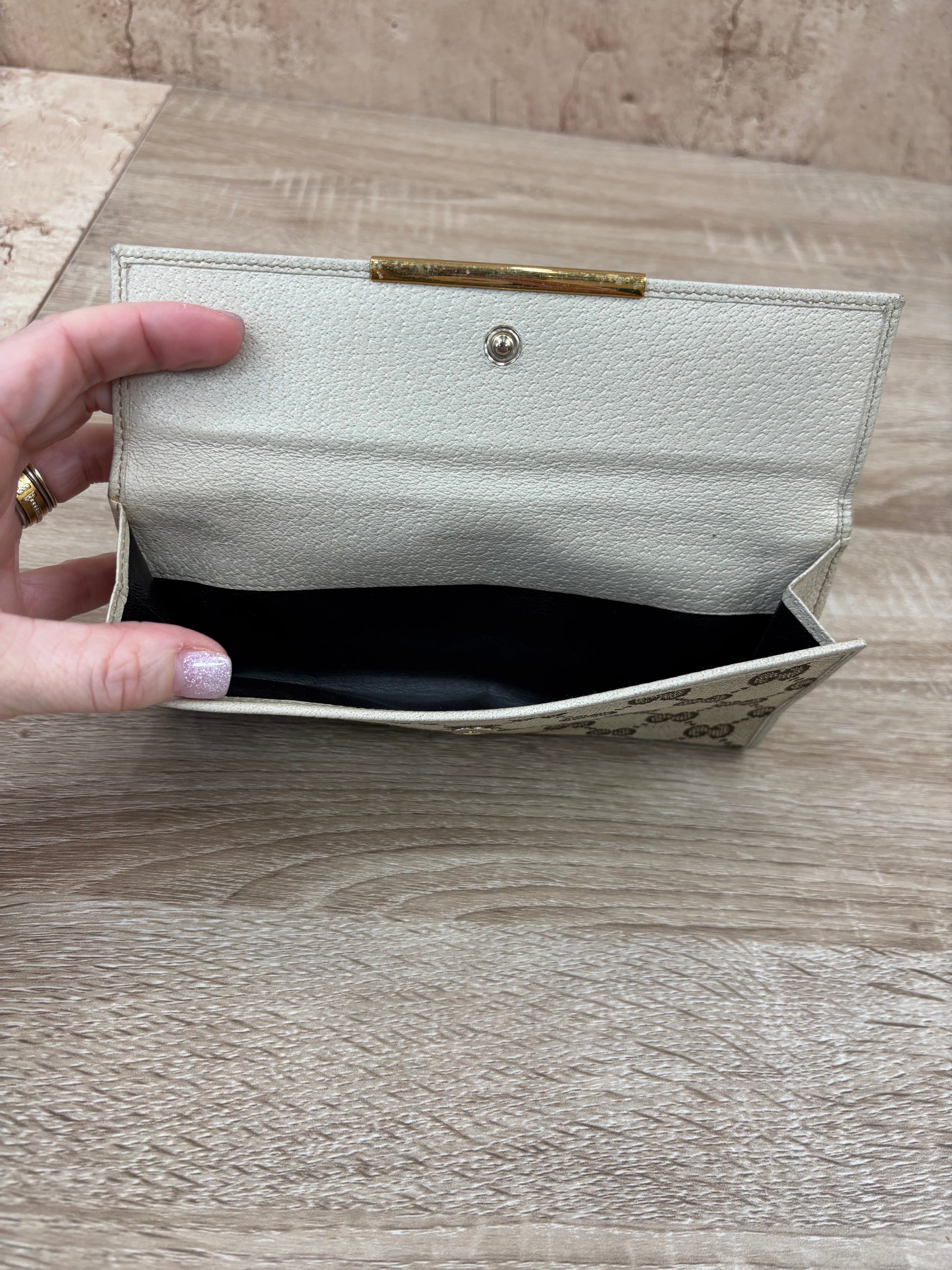 Gucci Brown GG Supreme Print Continental Wallet