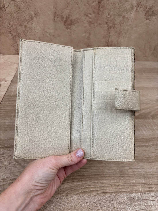 Gucci Brown GG Supreme Print Continental Wallet