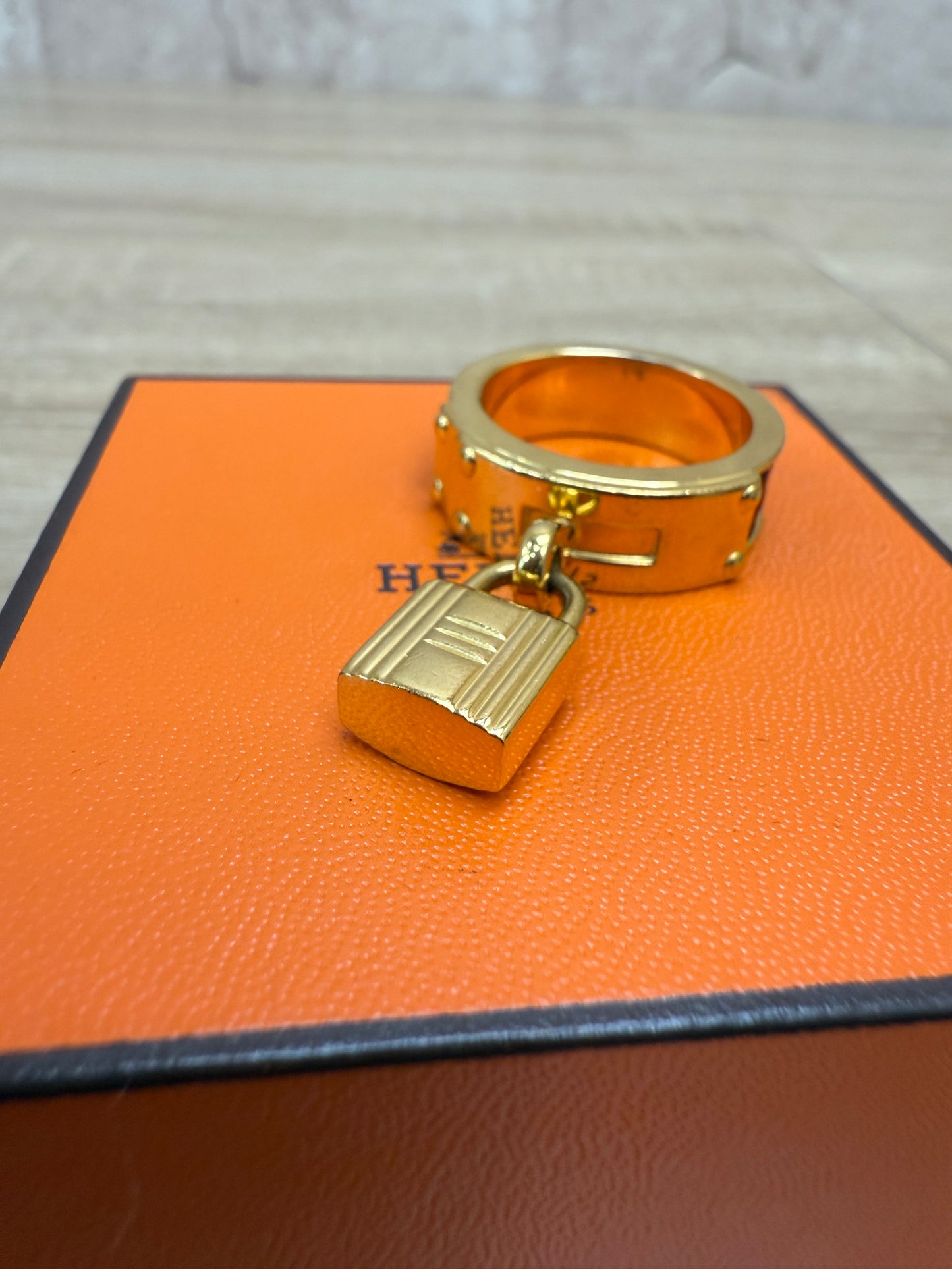 Hermes Gold & Burgundy Croc Embossed Leather Kelly Scarf Ring