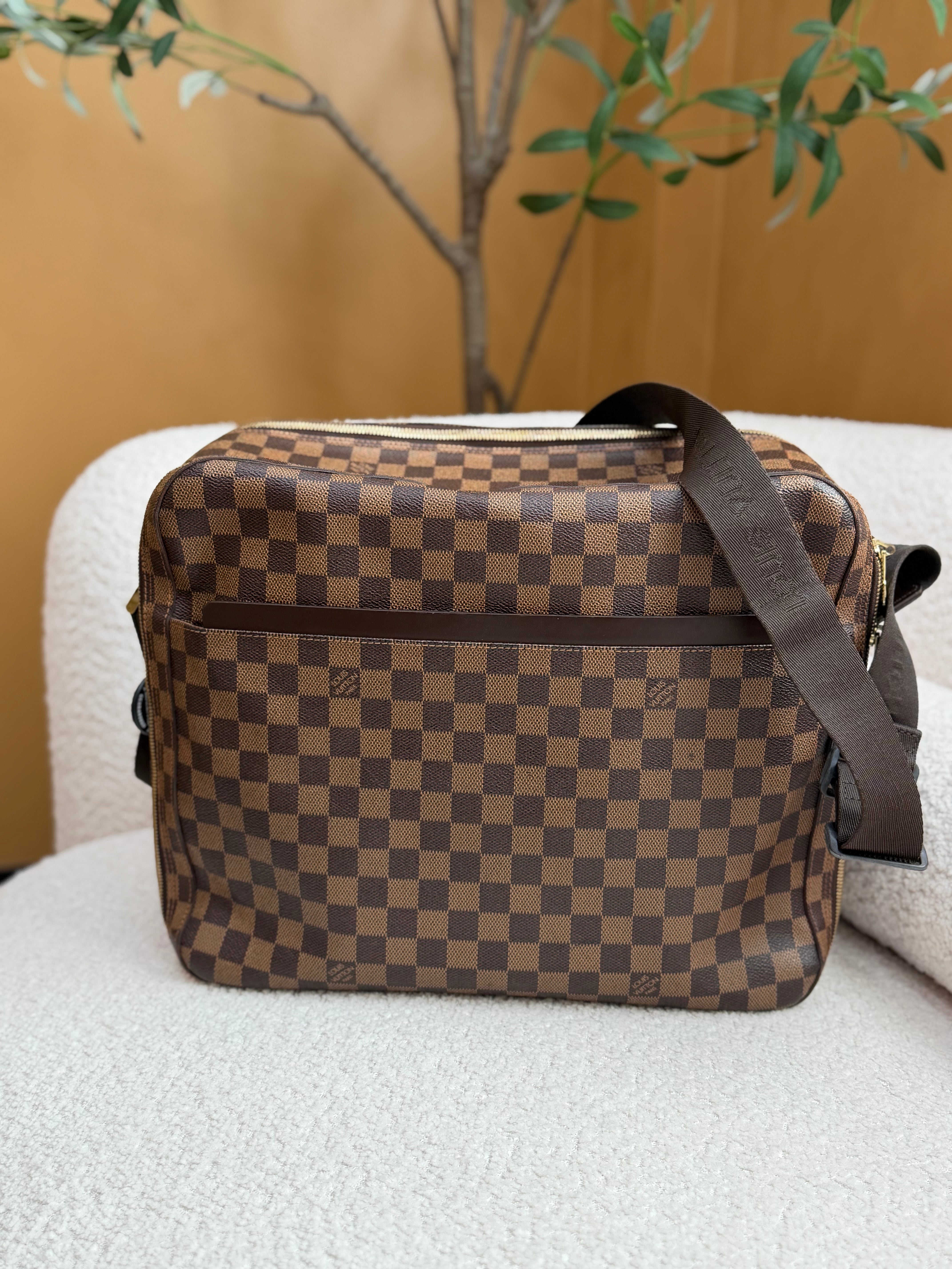 Louis Vuitton Damier Ebene Dorsoduro Messenger Bag