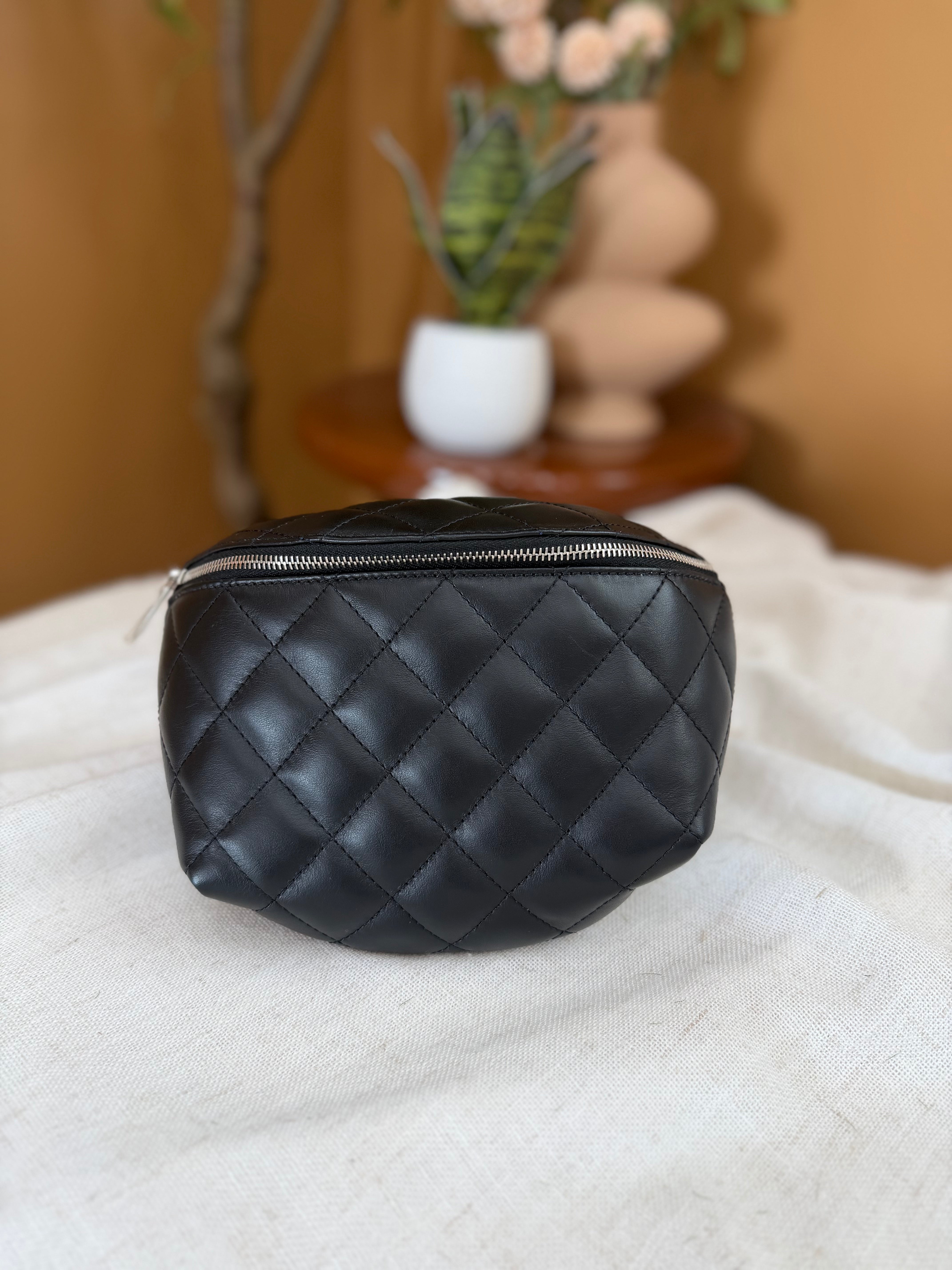 LIKE NEW - Chanel Black Lambskin Quilted Belt Bag