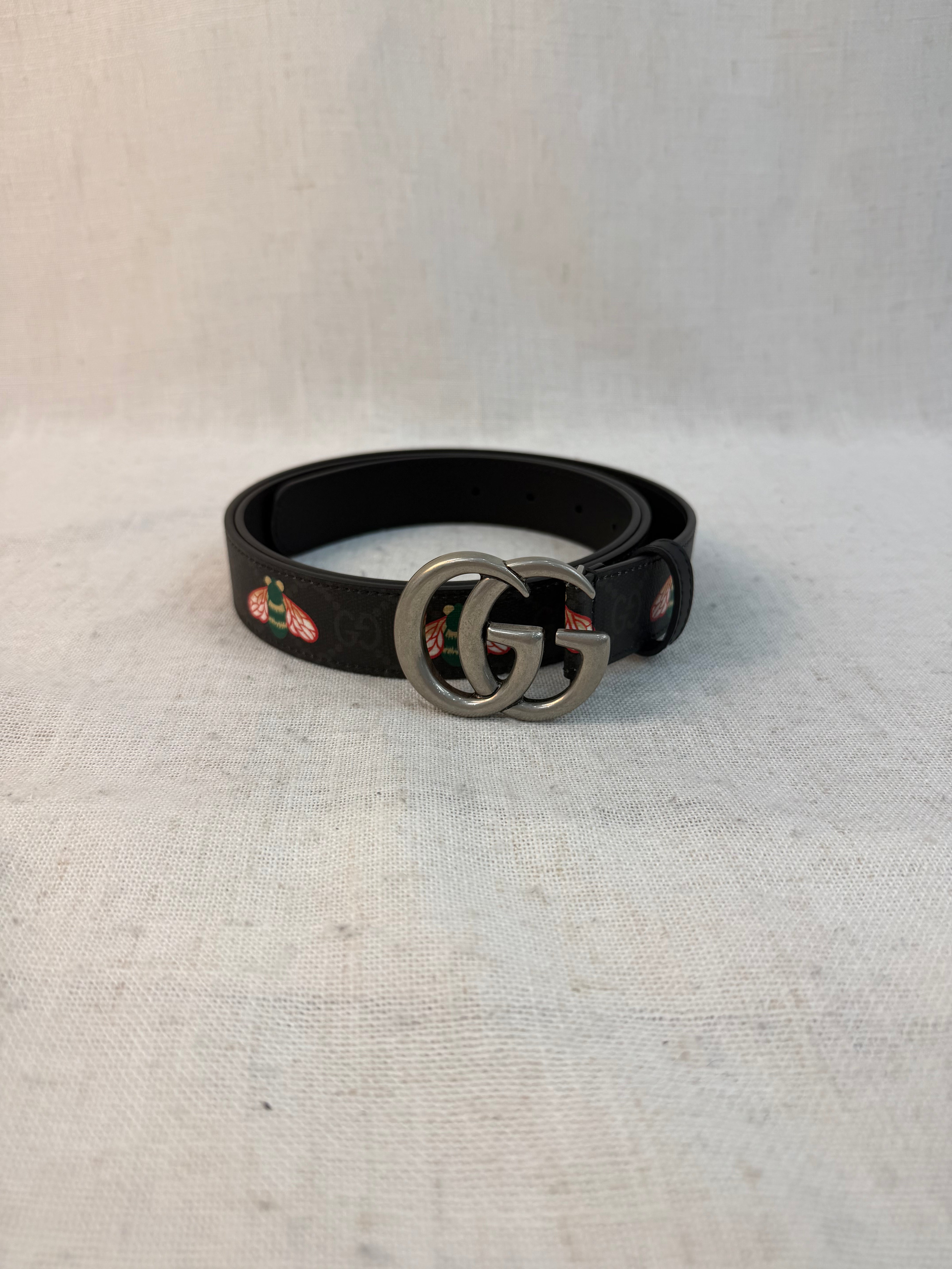 BRAND NEW - Gucci Black GG Supreme Bee Belt
