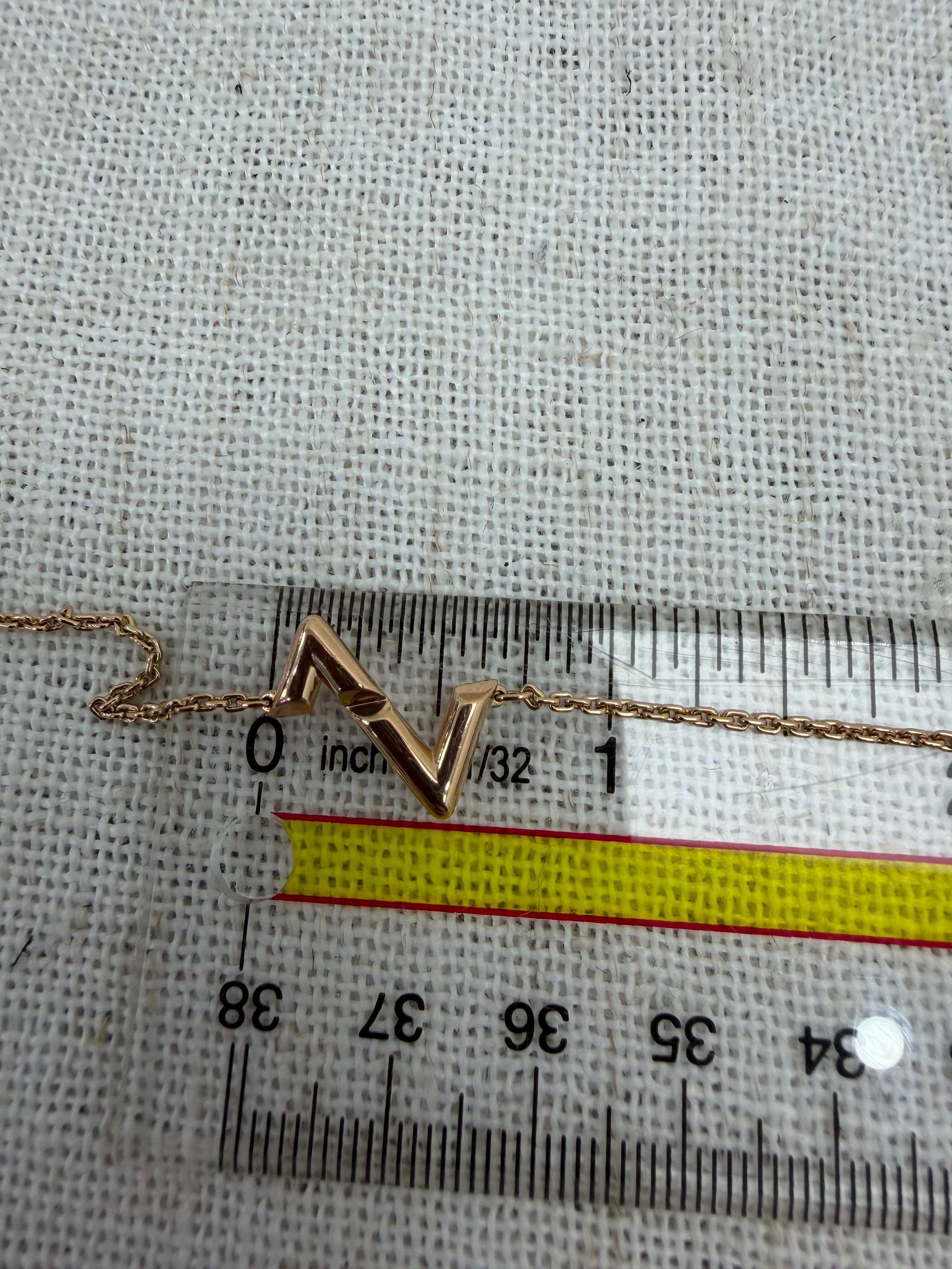 Louis Vuitton Volt Upside Down 18k Gold Chain Bracelet