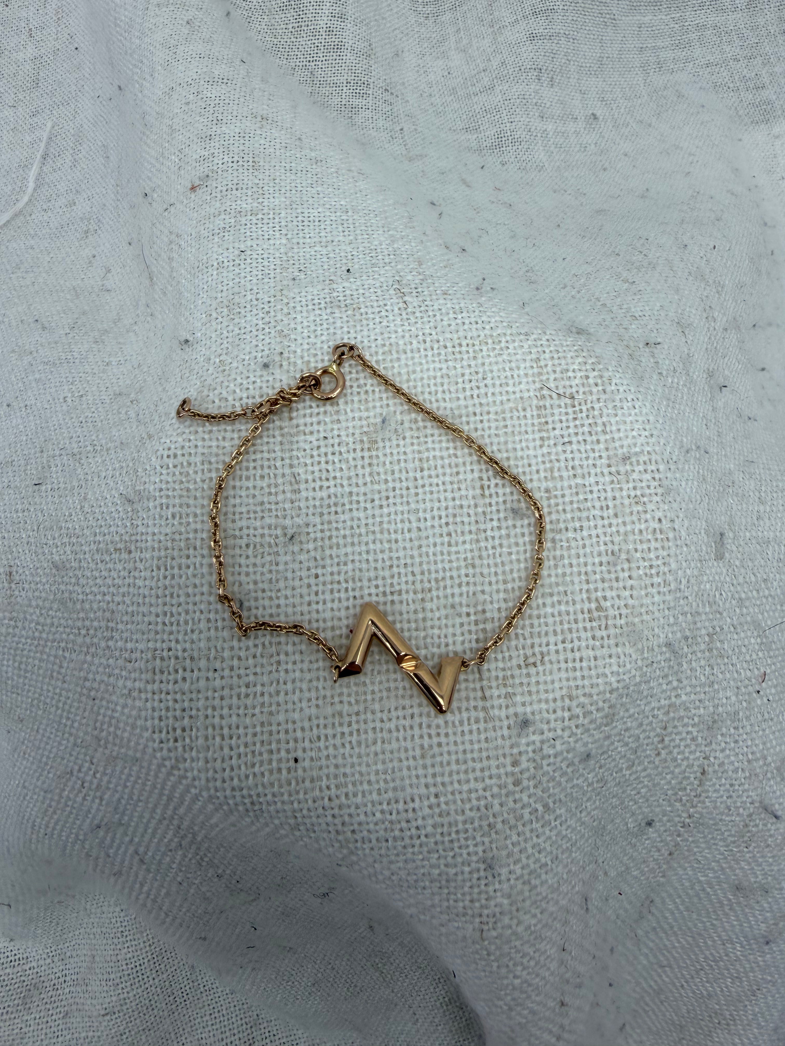 Louis Vuitton Volt Upside Down 18k Gold Chain Bracelet