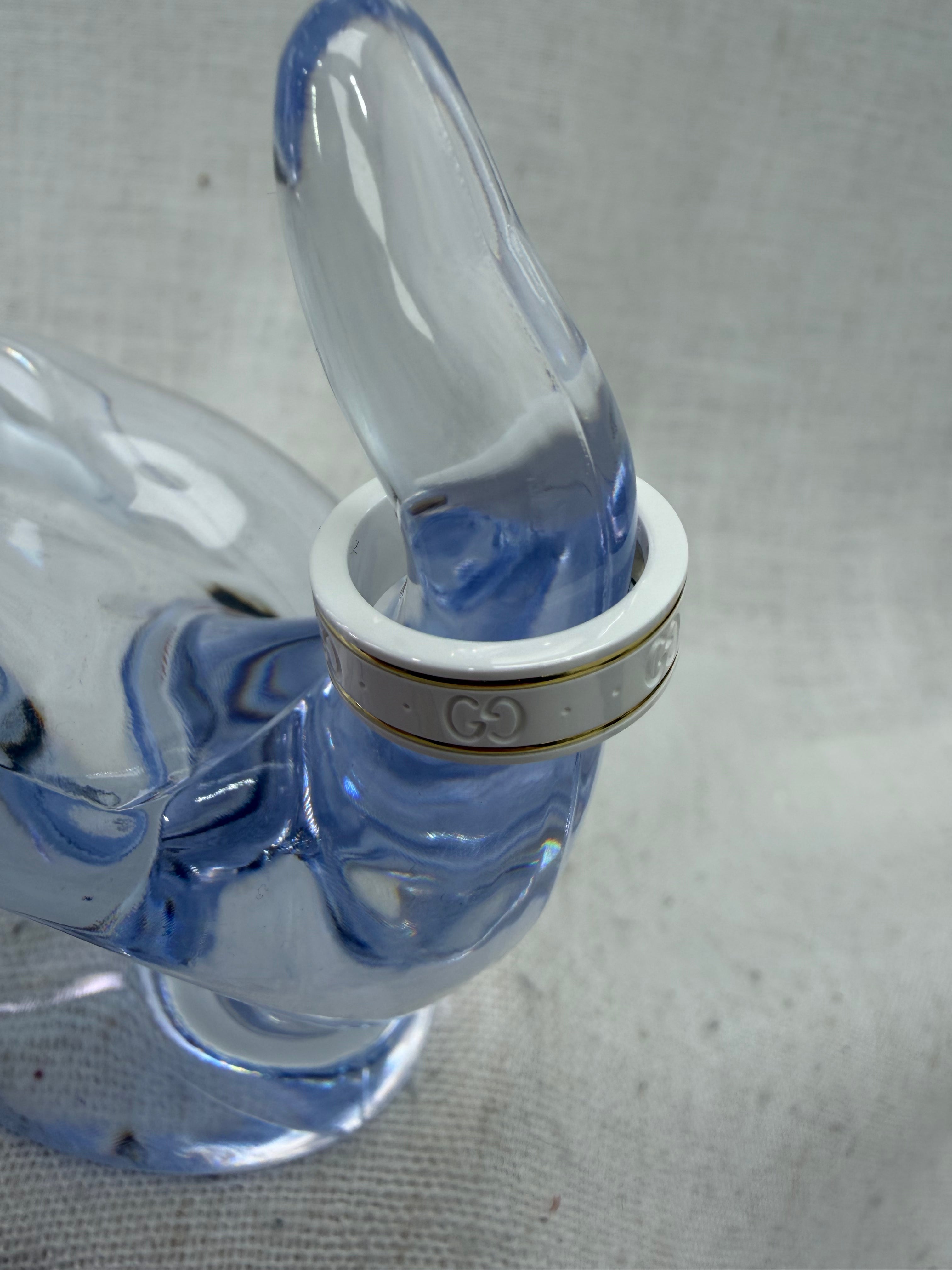 Gucci White Ceramic & Gold Icon Ring Size 6